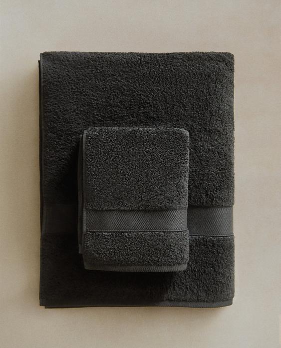 PREMIUM COTTON BATH TOWEL (600 GXM²)