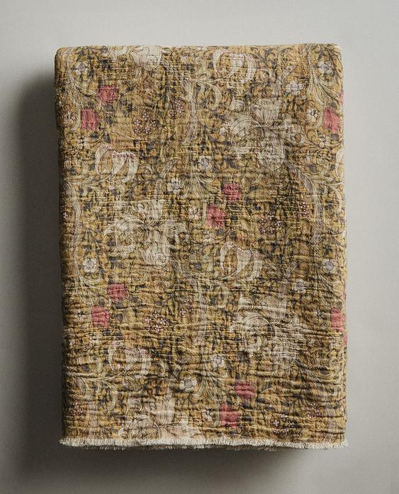 MORRIS & CO. LINEN THROW MORRIS & CO. LINEN THROW