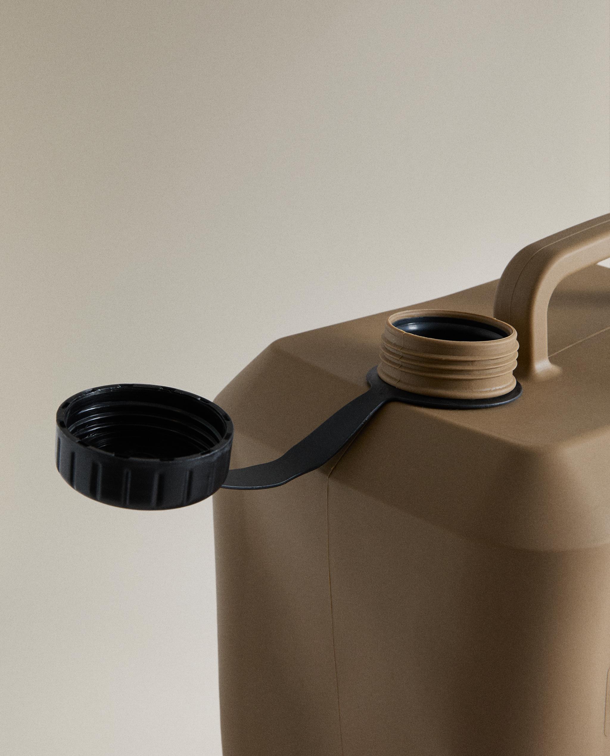 PORTABLE CAMPING SHOWER product thumbnail 8
