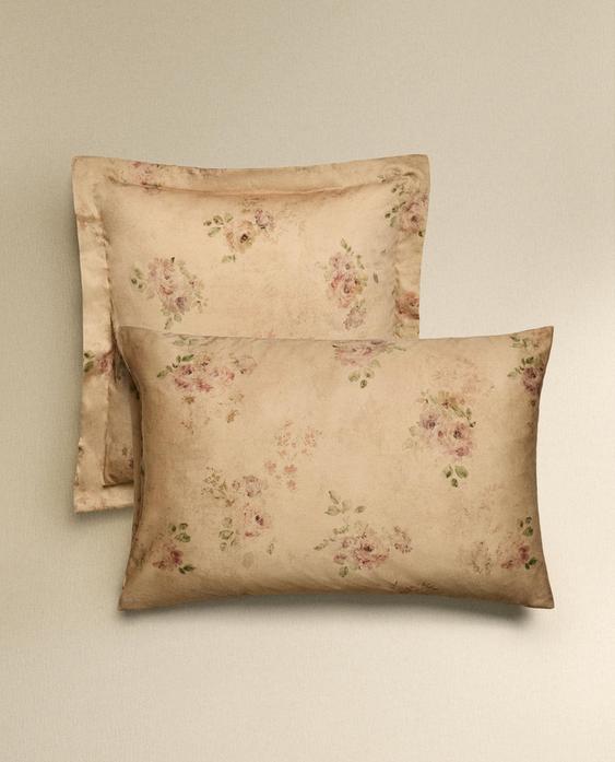FUNDA ALMOHADA SATÉN ESTAMPADO FLOR