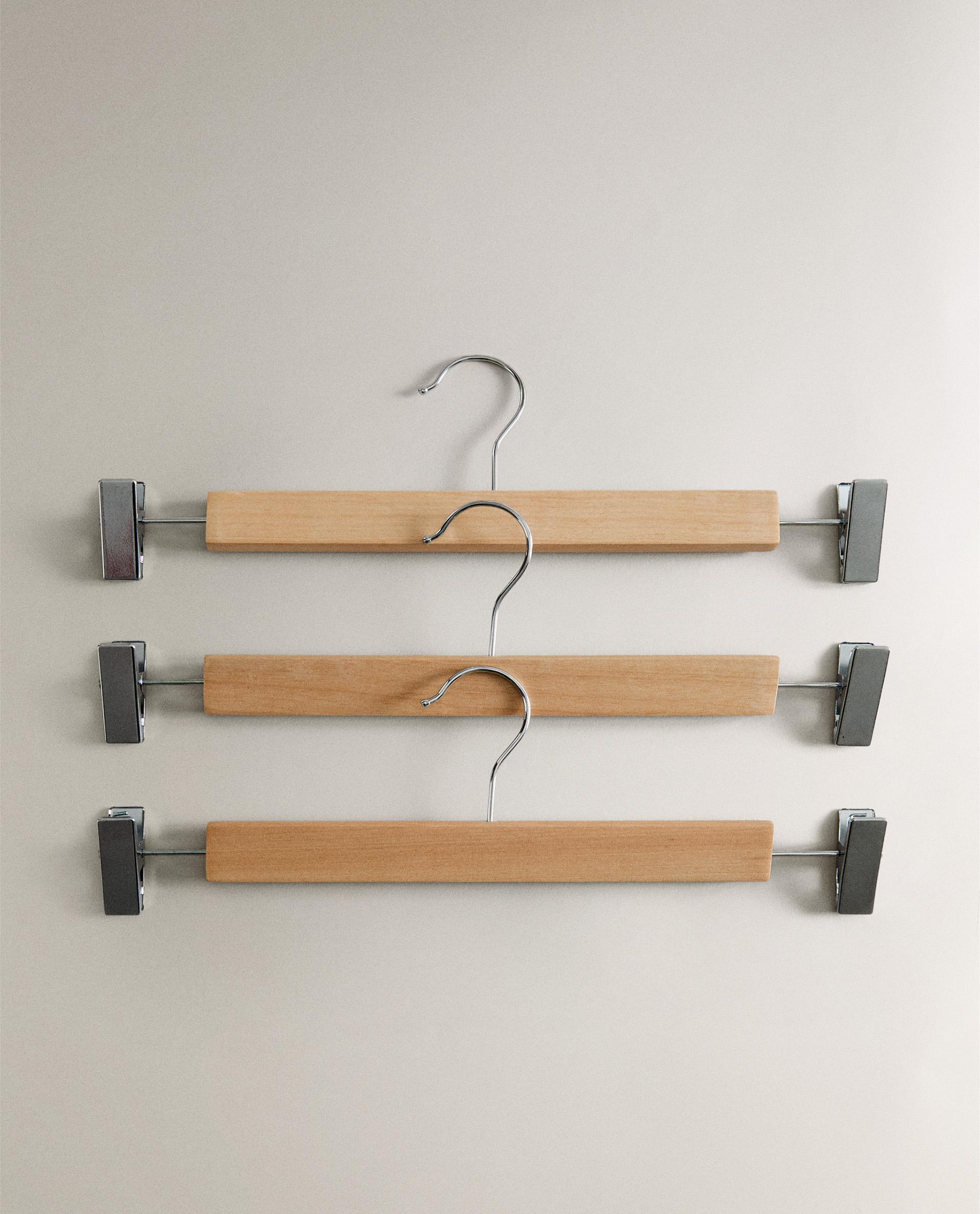 WOODEN SKIRT HANGER (SET OF 3) product thumbnail 3