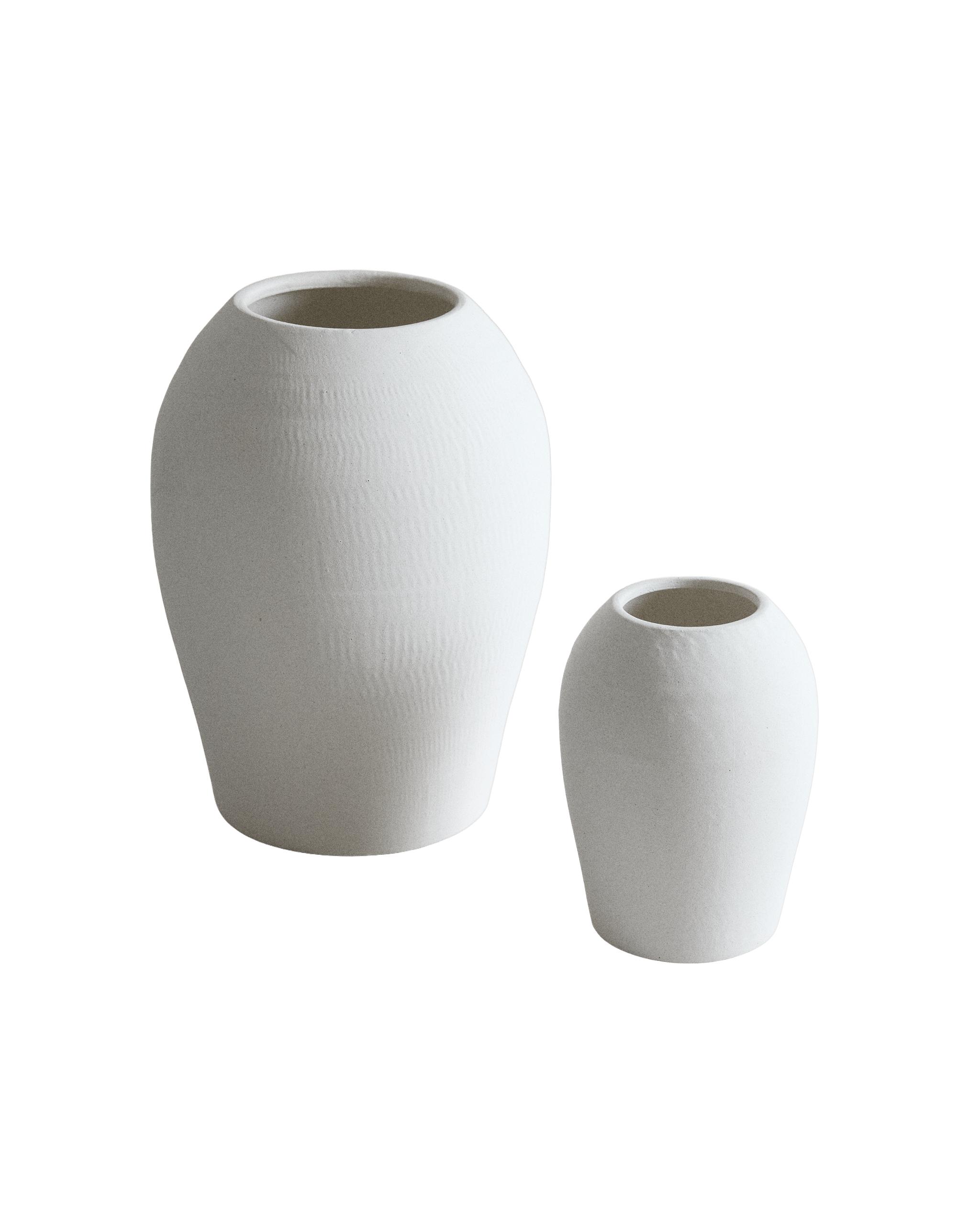 TEXTURED CERAMIC VASE product thumbnail 4