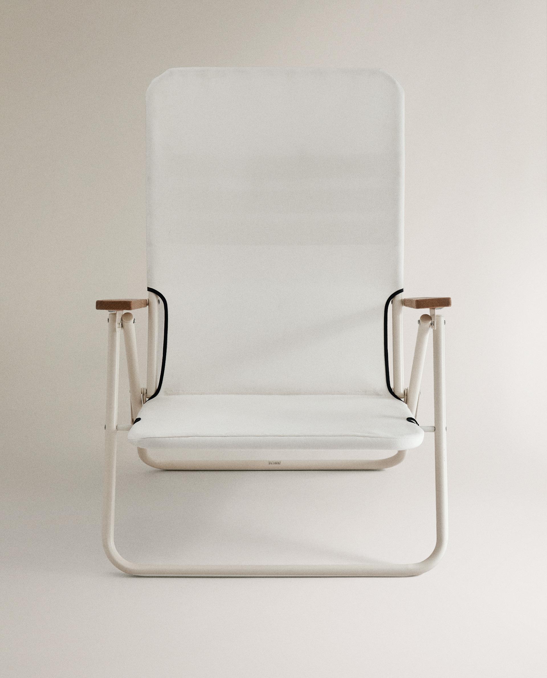 FOLDING BEACH CHAIR WITH WOODEN ARM RESTS | Zara Home United