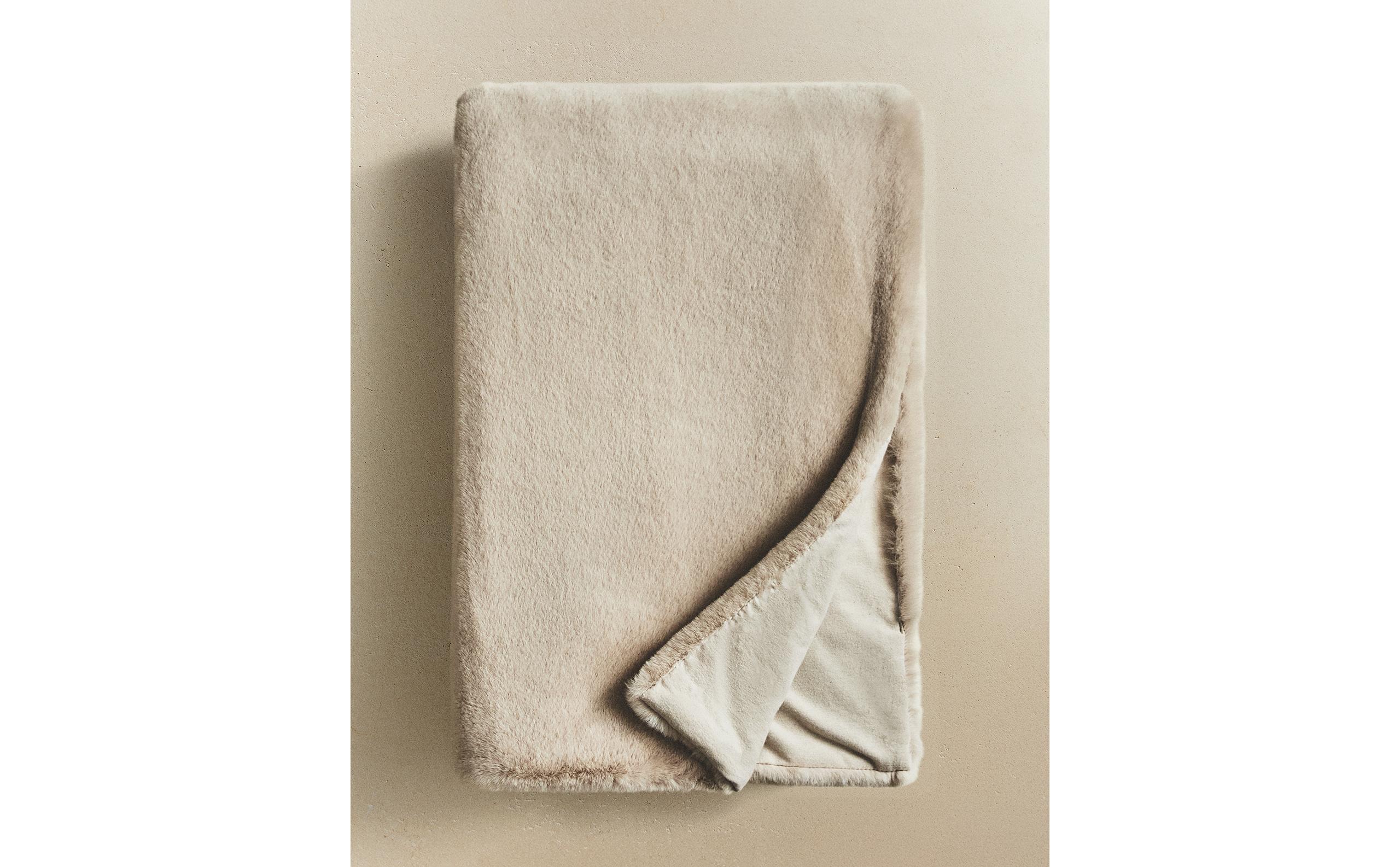 43132004721-f.jpg?ts=1758015282351