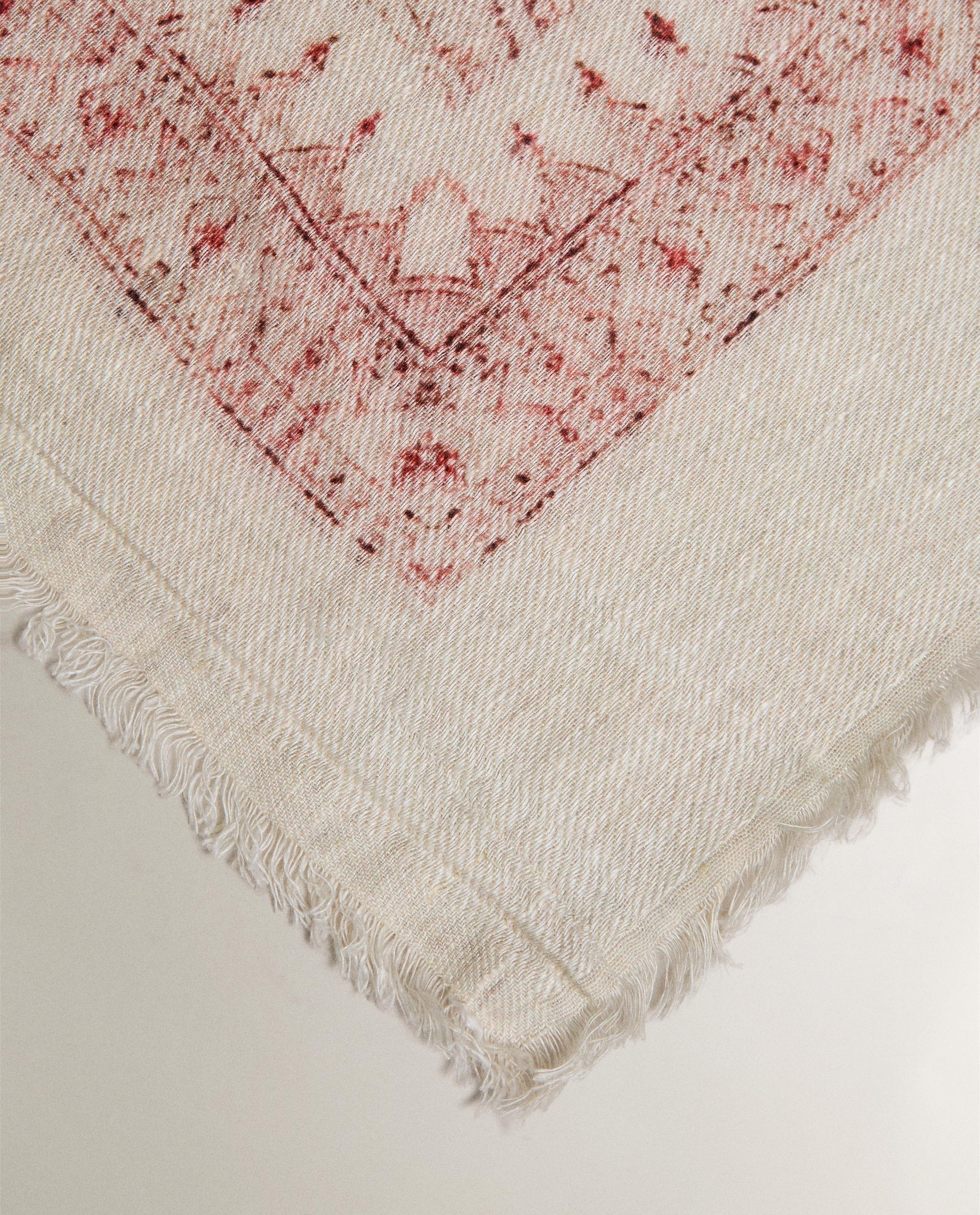 PAISLEY LINEN BLANKET product thumbnail 5