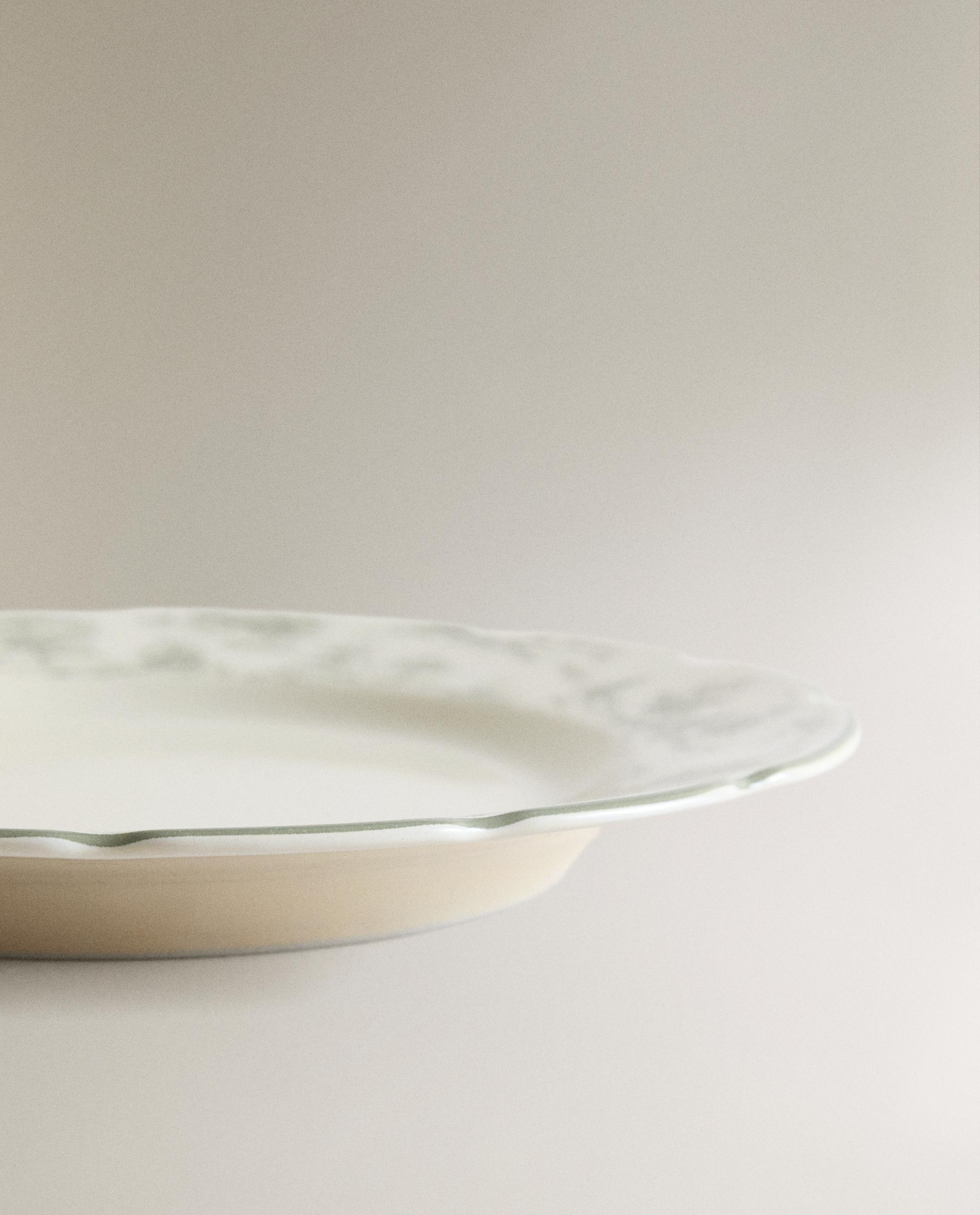 TOILE PORCELAIN DESSERT PLATE product thumbnail 3