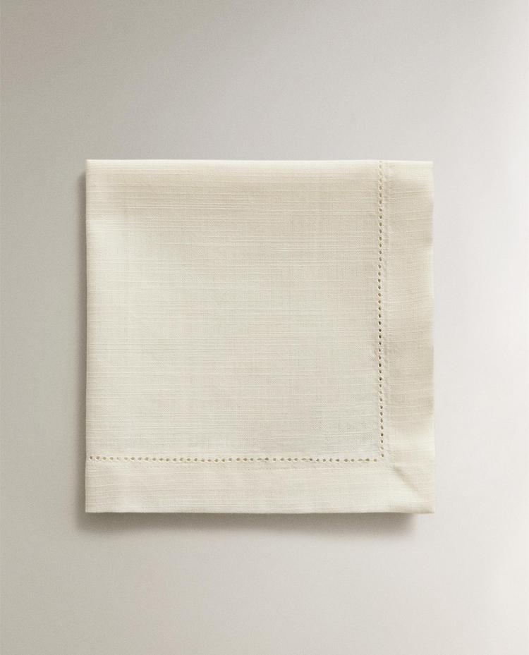 HEMSTITCHED COTTON NAPKIN