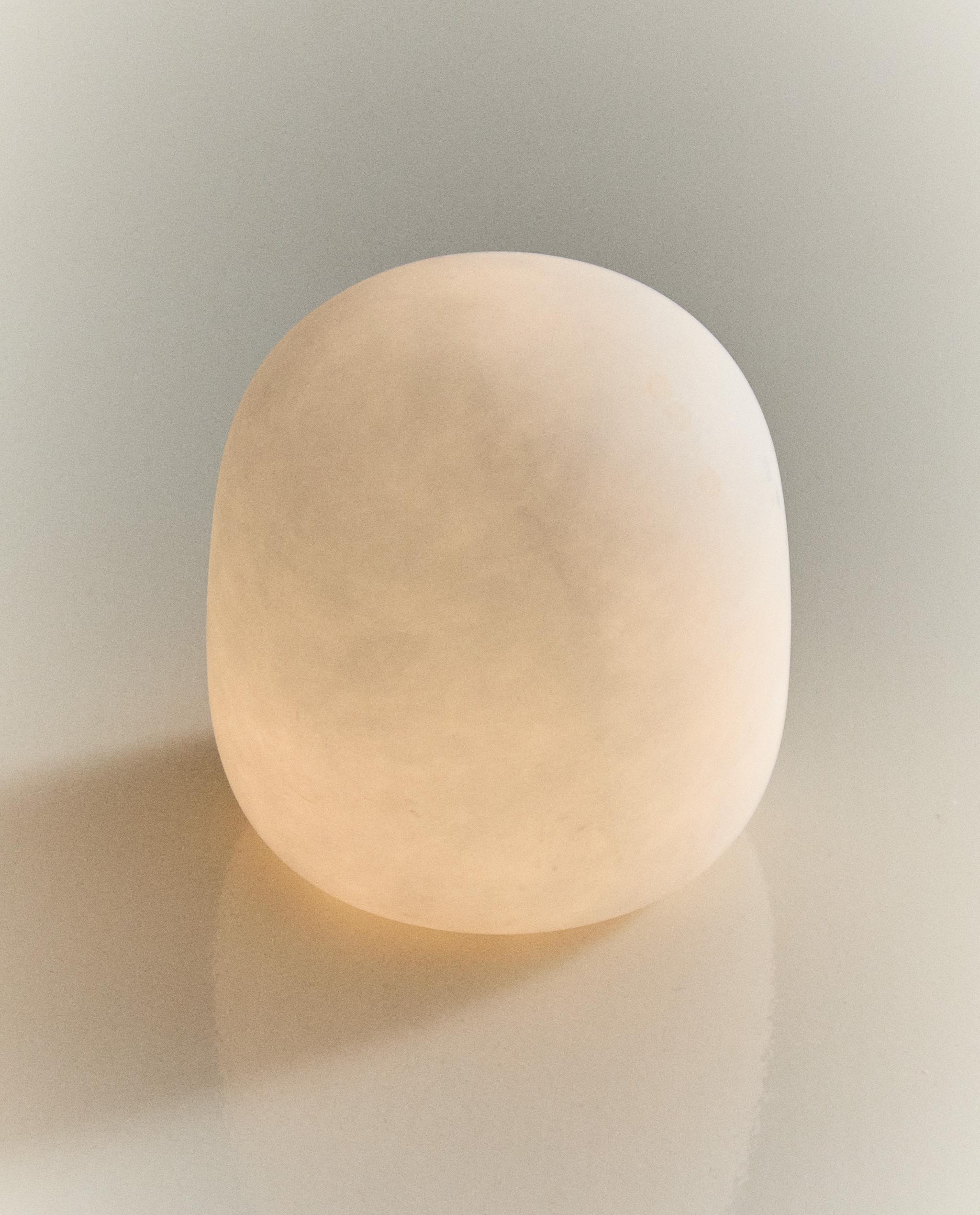 SEMI-OVAL ALABASTER TABLE LAMP product thumbnail 11