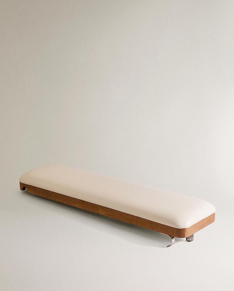 ADJUSTABLE WALL BAR LEATHER BENCH