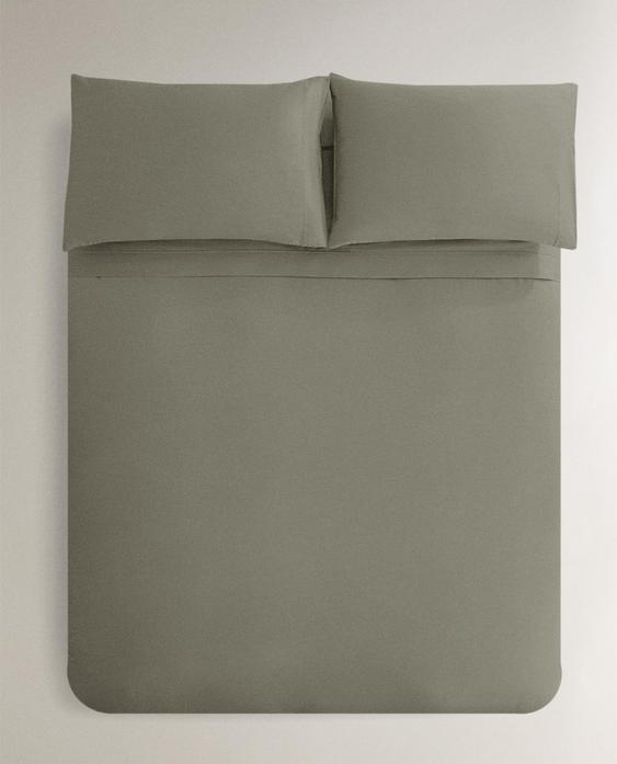 SATÉNOVÝ POVLAK NA PŘIKRÝVKU (HUSTOTA 300 VLÁKEN) SATÉNOVÝ POVLAK NA PŘIKRÝVKU (HUSTOTA 300 VLÁKEN)