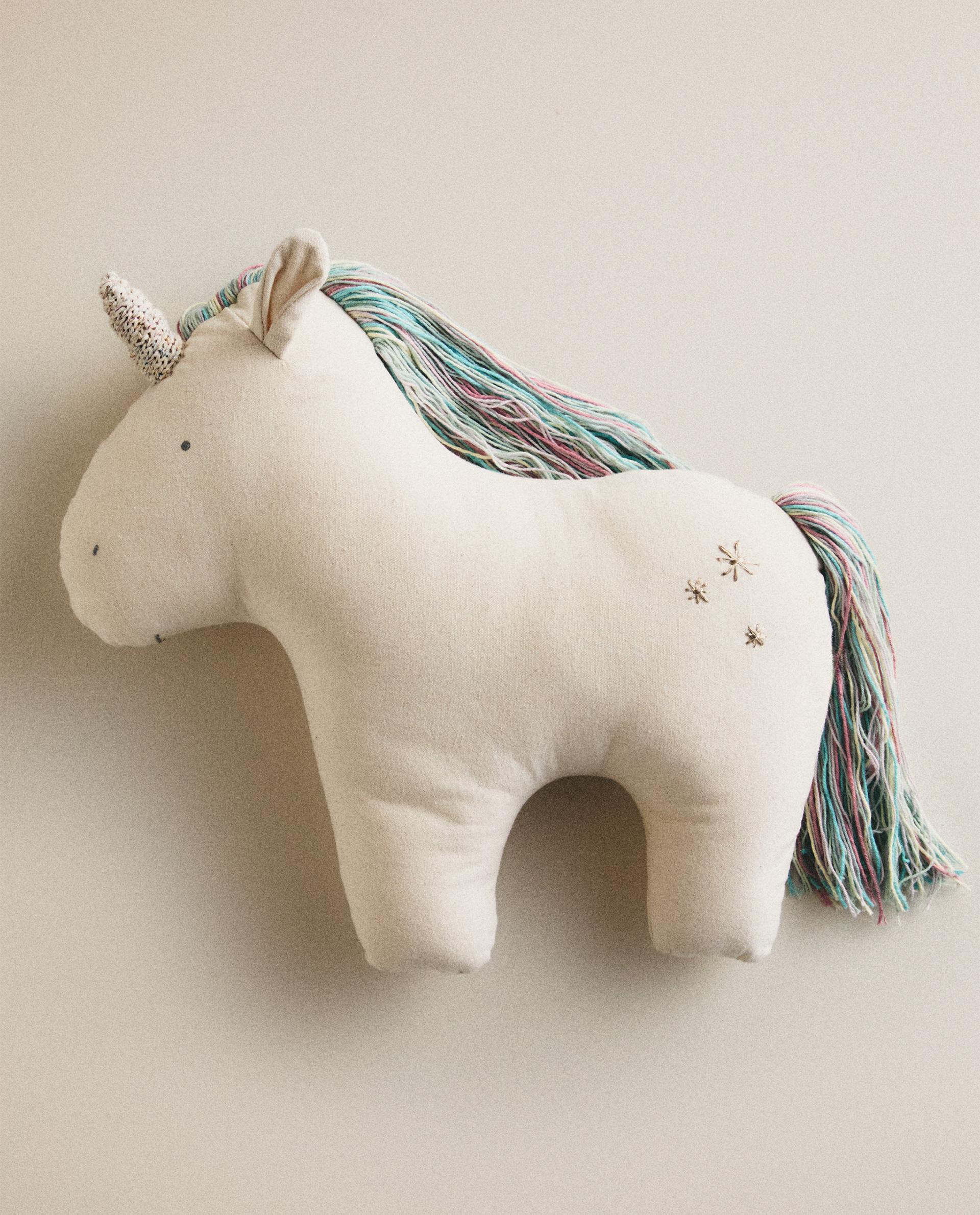 KIDS' PONY CUSHION KIDS' PONY CUSHION