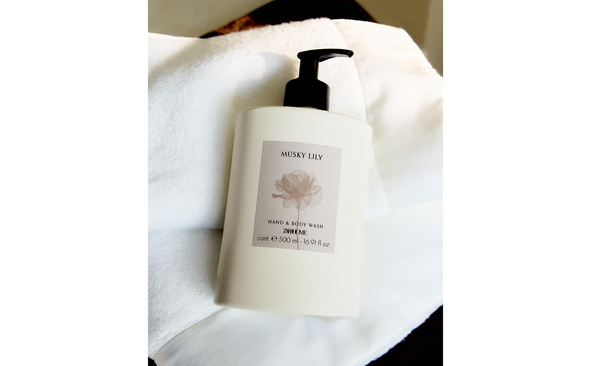 (500 ML) JABÓN LÍQUIDO DE MANOS MUSKY LILY (500 ML) JABÓN LÍQUIDO DE MANOS MUSKY LILY