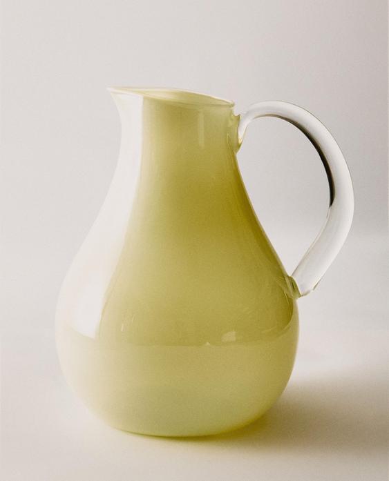 COLORED BOROSILICATE GLASS PITCHER COLORED BOROSILICATE GLASS PITCHER