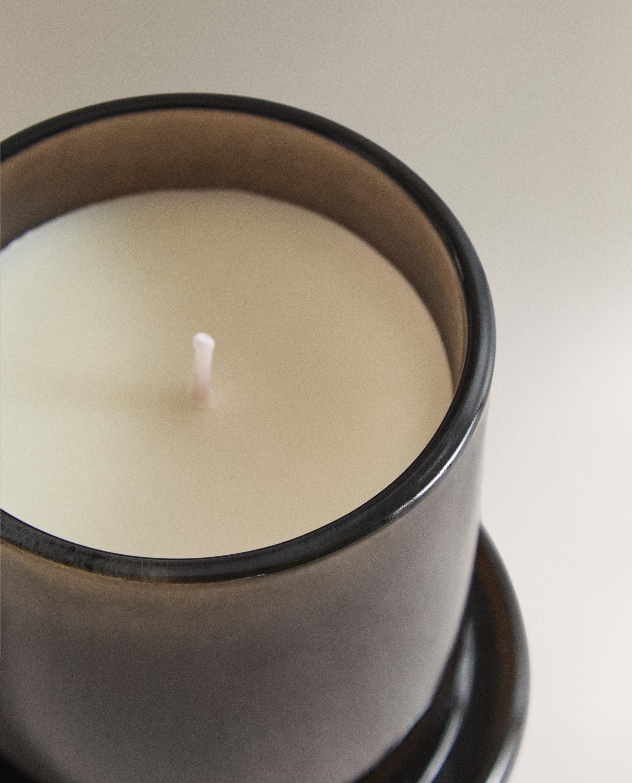 (140 G) AMBER MYTH SCENTED CANDLE product thumbnail 5