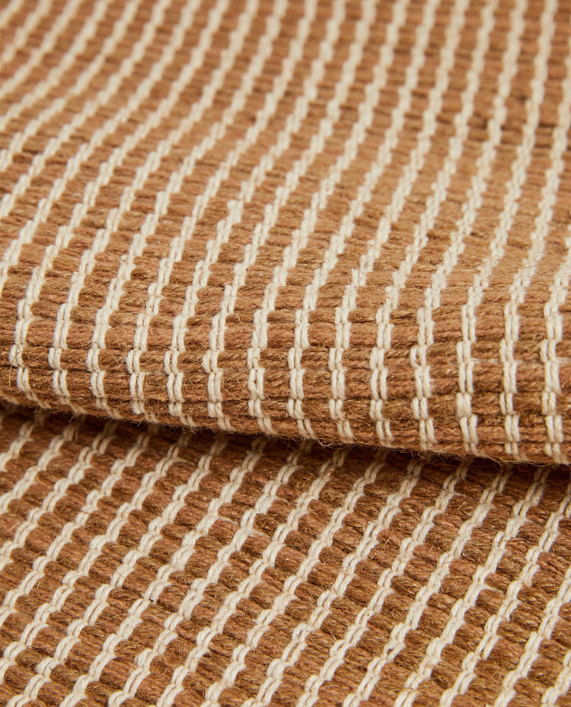 STRIPED JUTE RUG product thumbnail 2