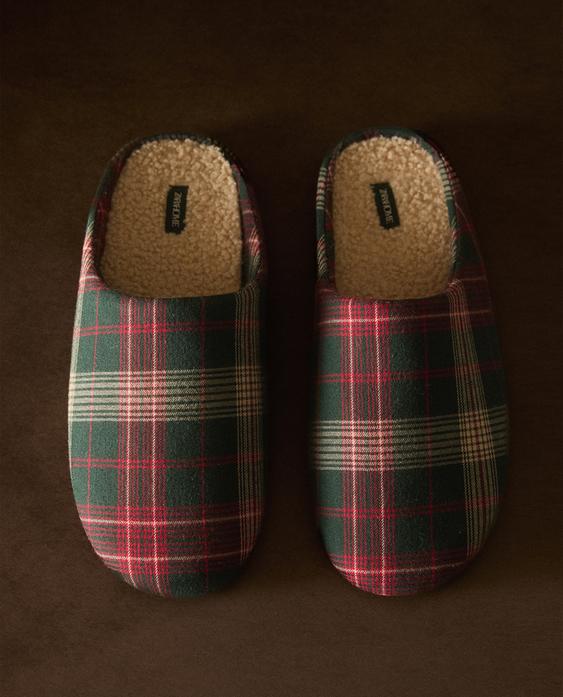 WARM CHECK SLIPPERS