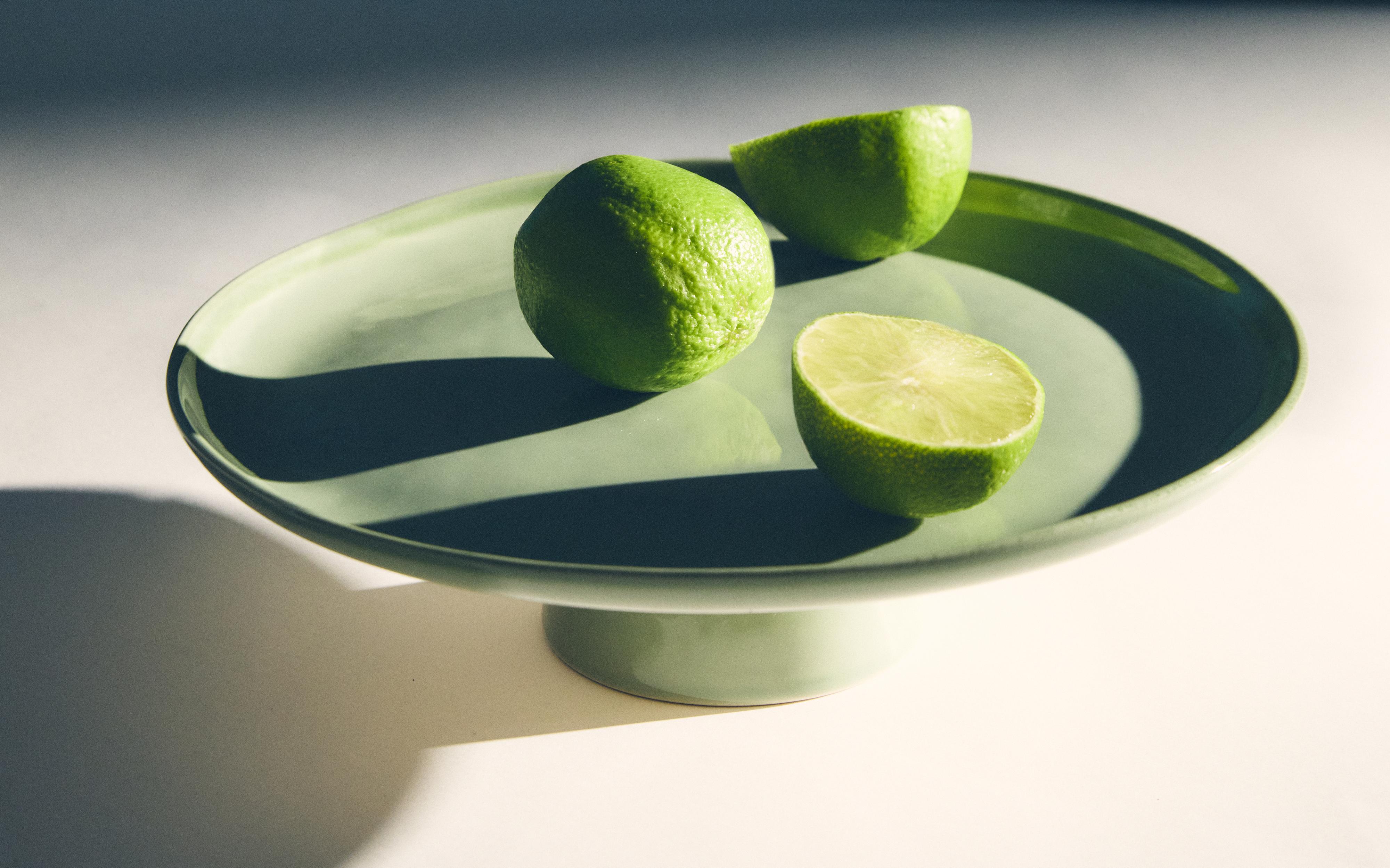 STONEWARE CAKE DISH product thumbnail 10