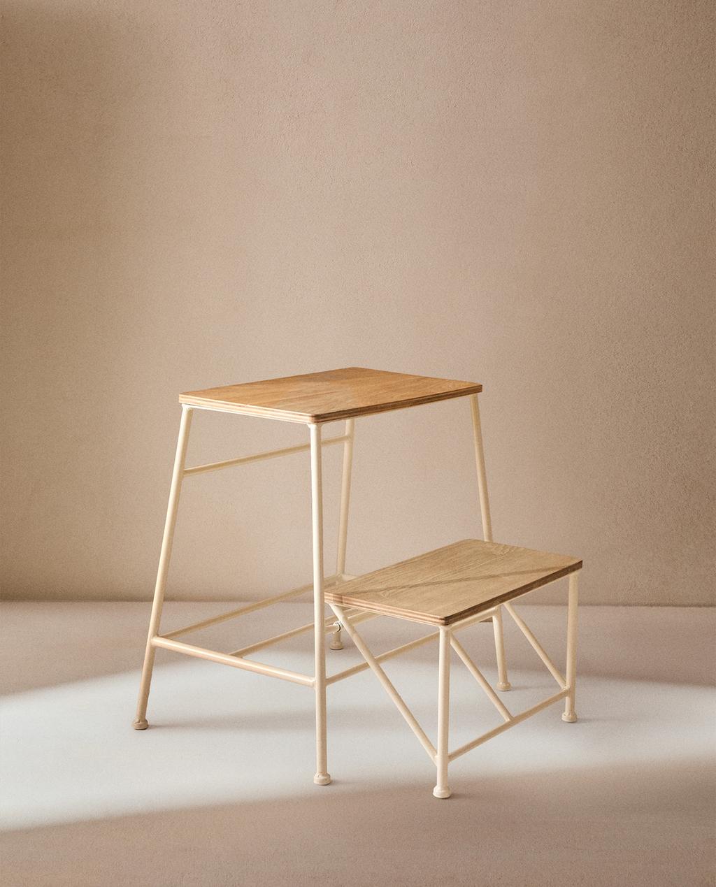TWO-STEP WOODEN STEP | STOOL TWO-STEP WOODEN STEP | STOOL