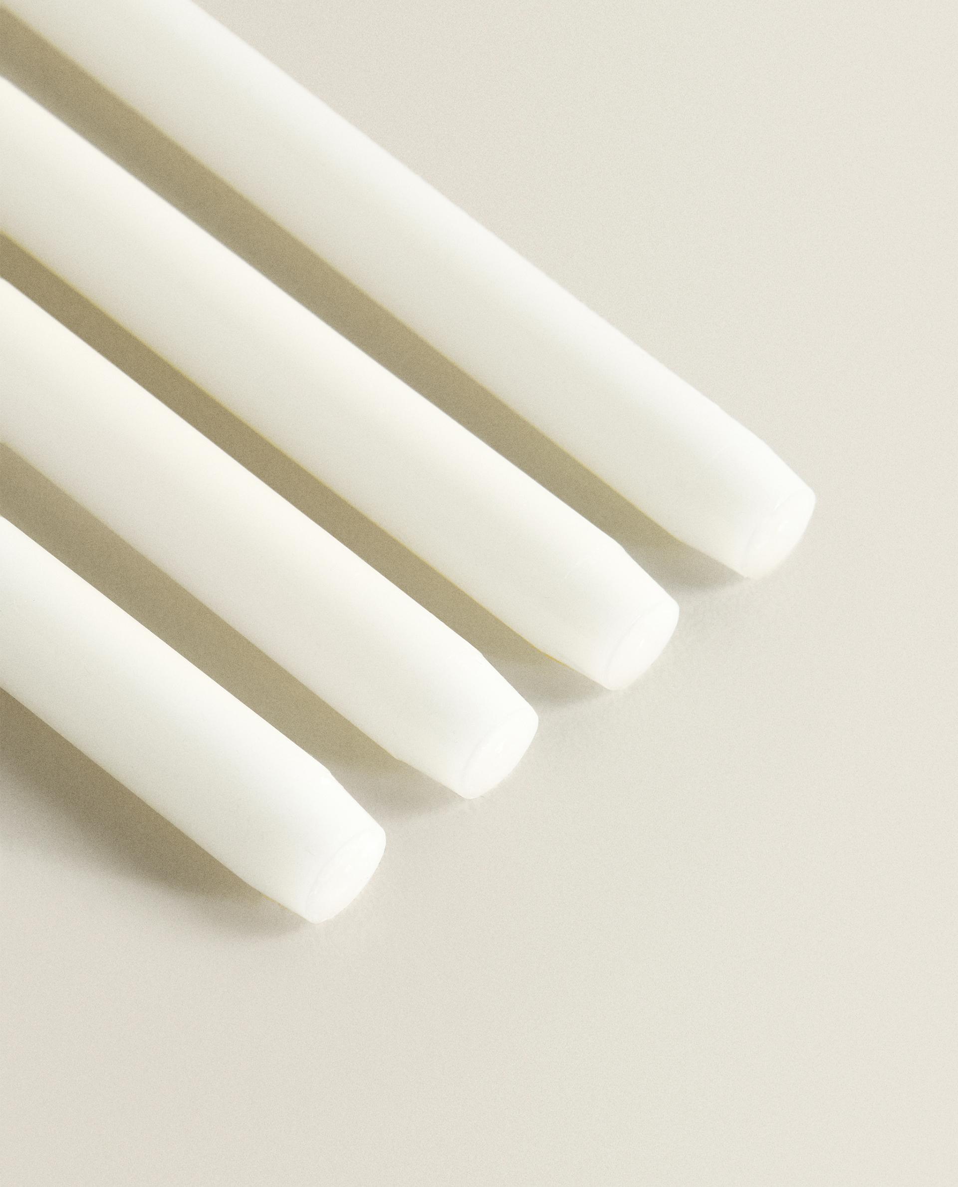 PACK OF LONG DECORATIVE CYLINDRICAL CANDLES (PACK OF 4) product thumbnail 17