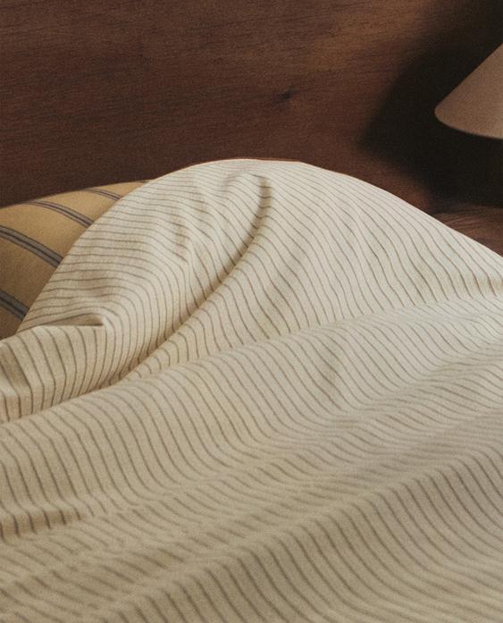 CRINKLE STRIPED COTTON DUVET COVER CRINKLE STRIPED COTTON DUVET COVER