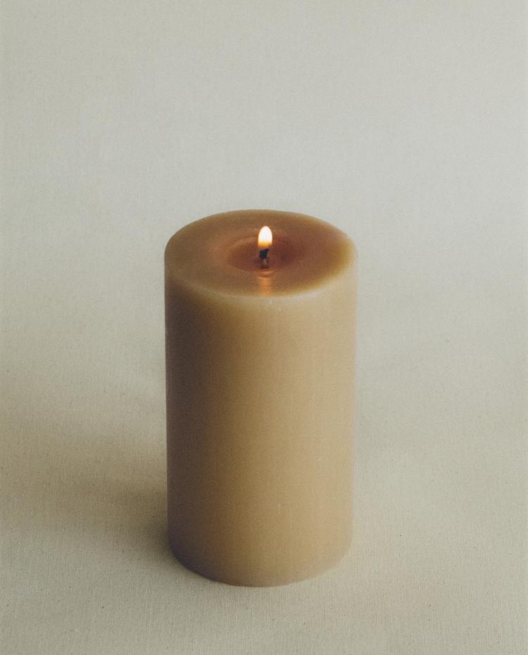 DECORATIVE CYLINDRICAL CANDLE DECORATIVE CYLINDRICAL CANDLE