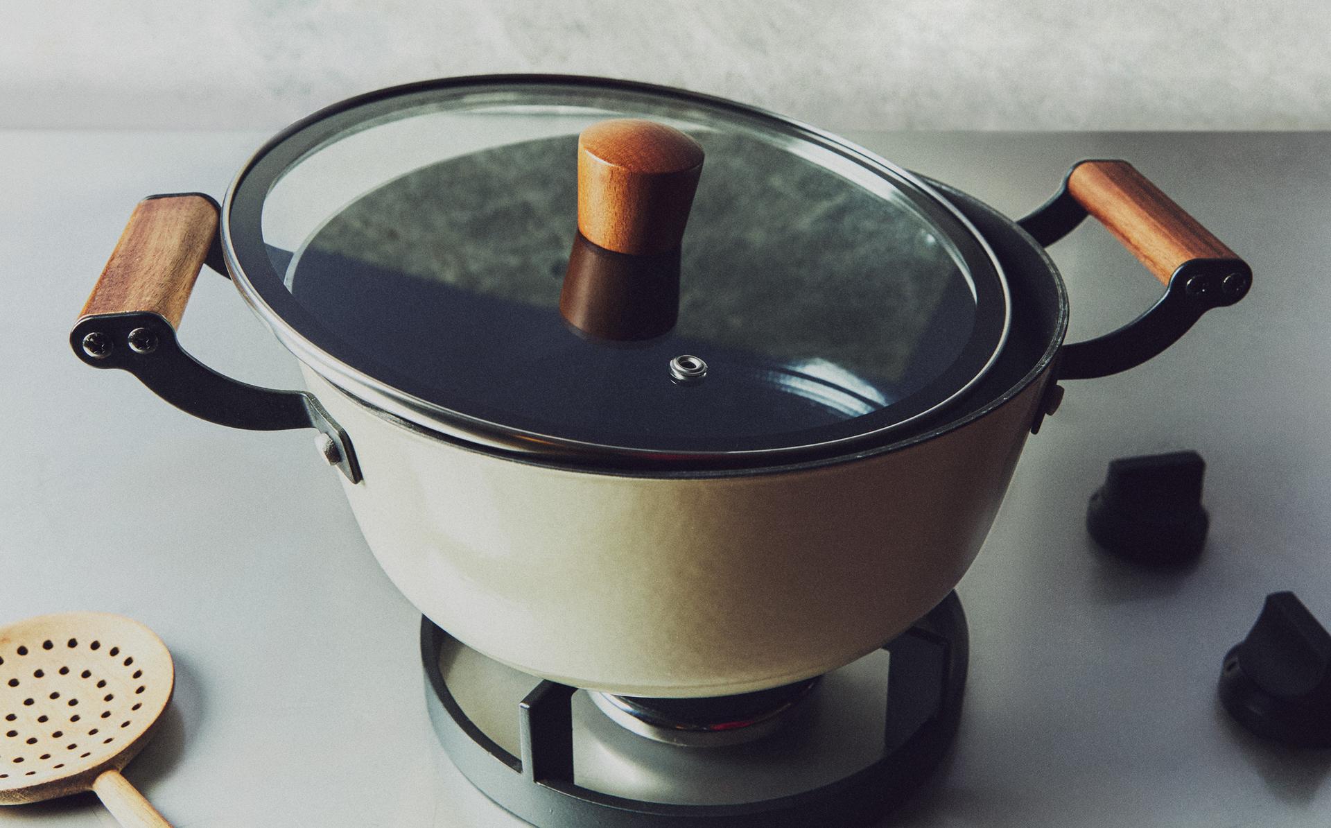 IRON POT WITH LID IRON POT WITH LID