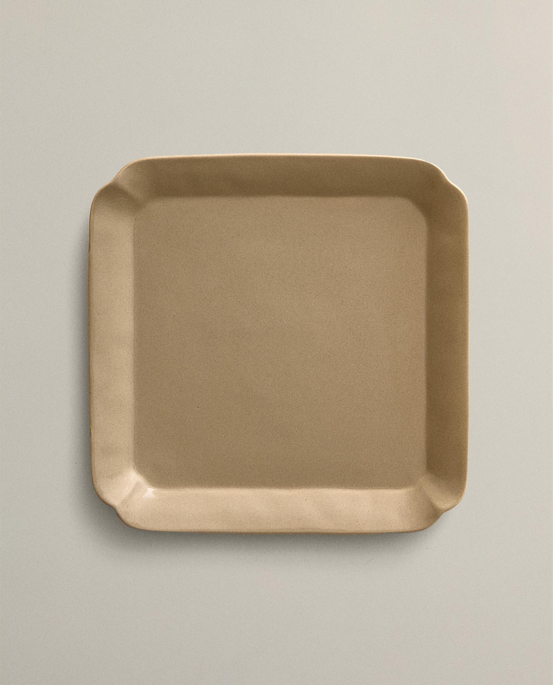 KVADRĀTVEIDA KERAMIKAS PAPLĀTE KVADRĀTVEIDA KERAMIKAS PAPLĀTE