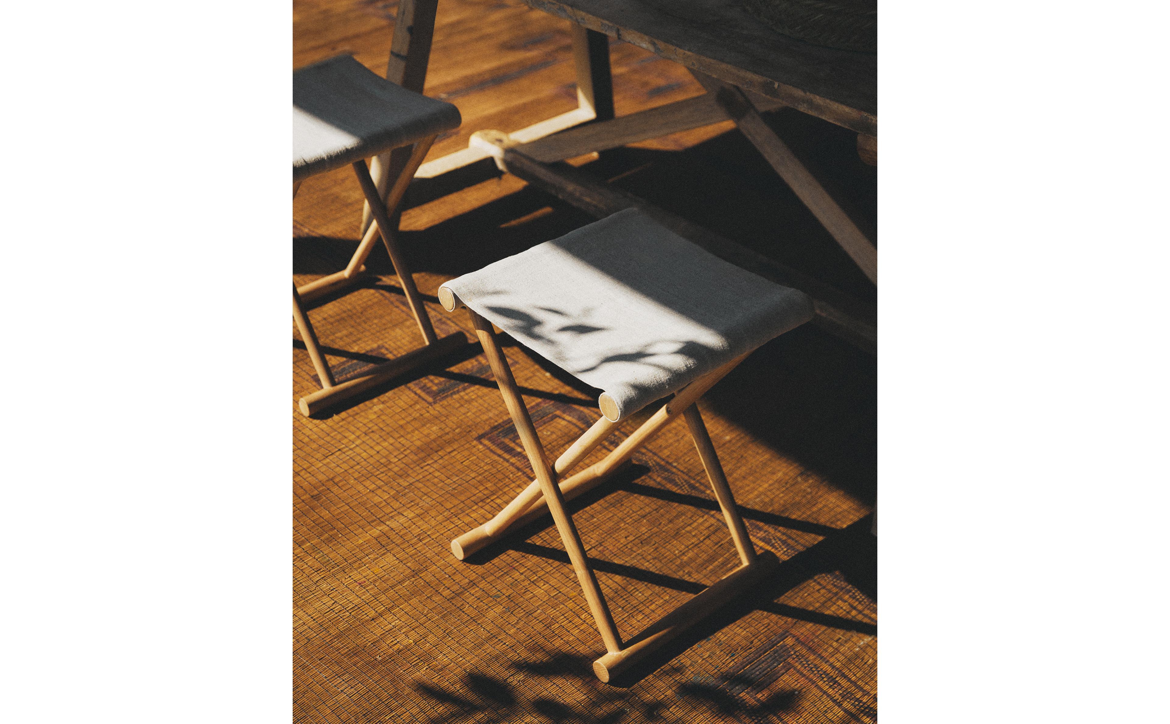 リネン アッシュ 折りたたみ式スツール | Zara Home 日本/Japan