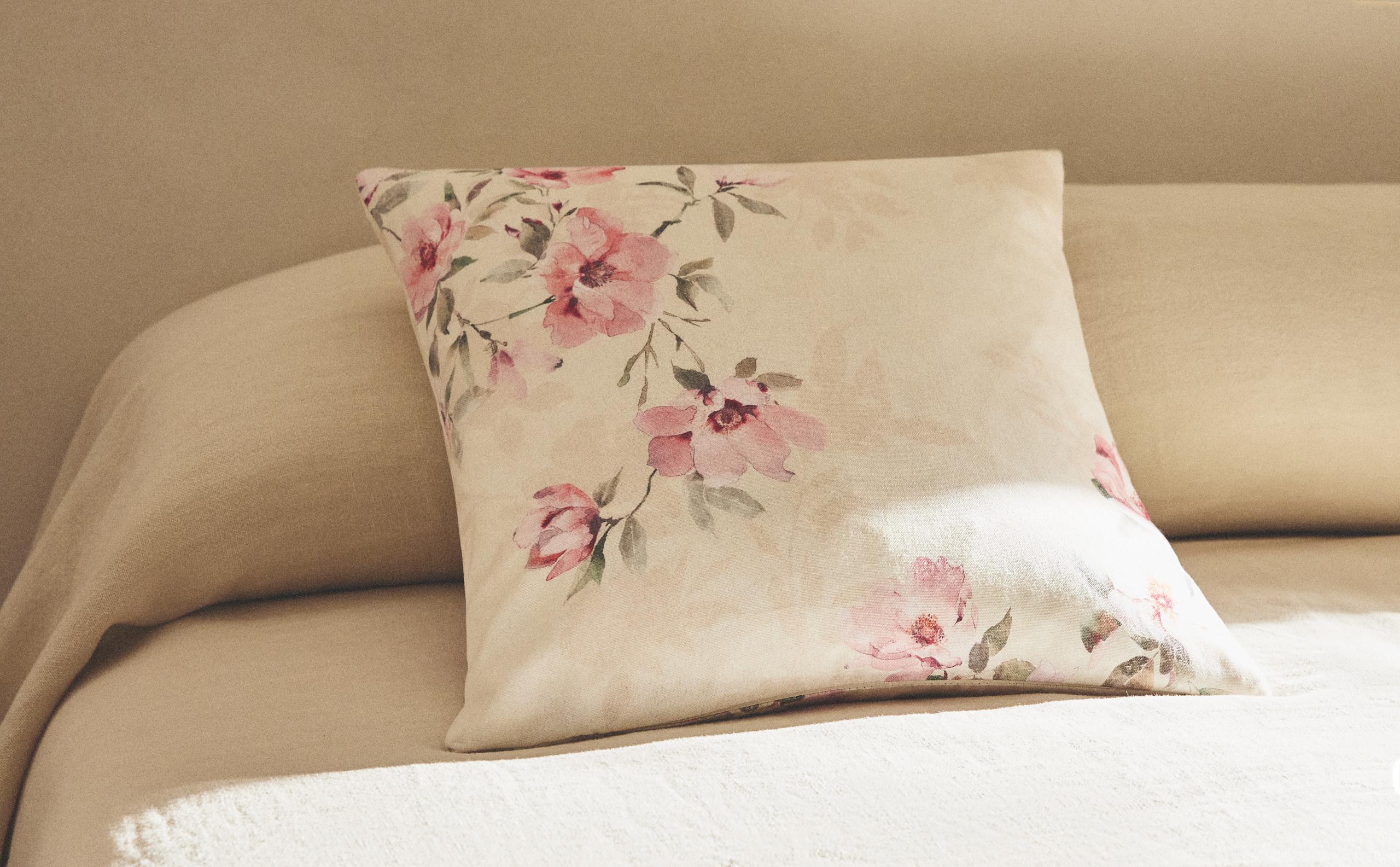 新品】ZARA HOME ザラホーム デコ刺繍クッションカバー セット