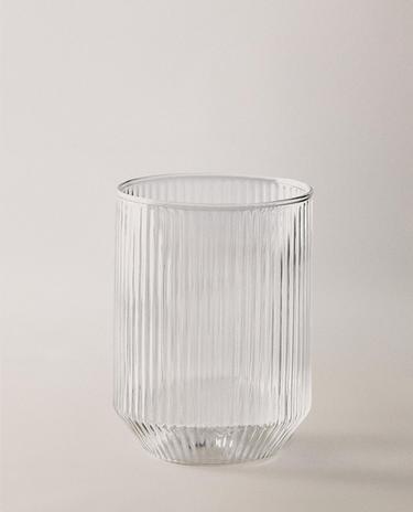 BOROSILICATE GLASS TUMBLER WITH RAISED LINES