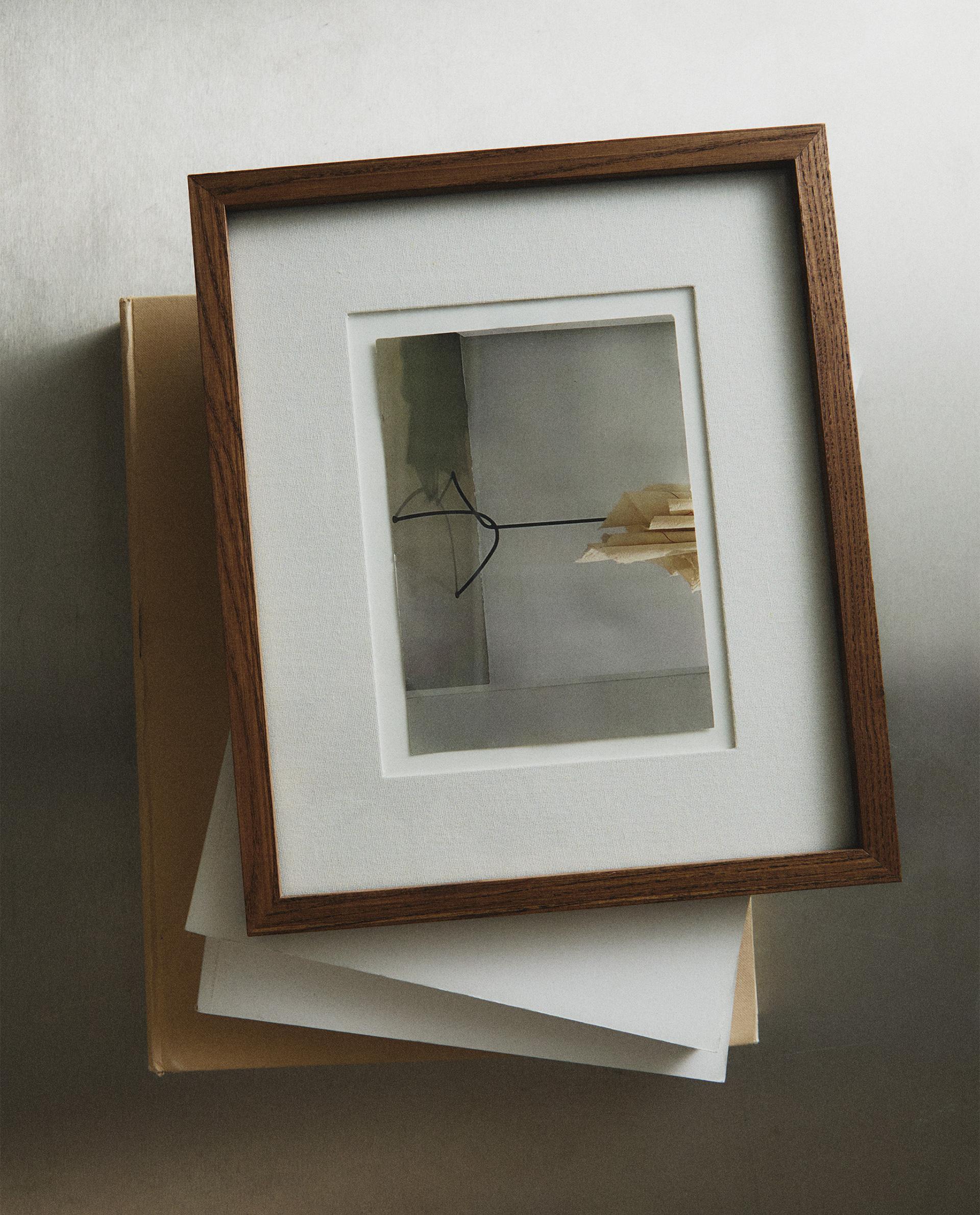 WOODEN AND LINEN PHOTO FRAME WOODEN AND LINEN PHOTO FRAME