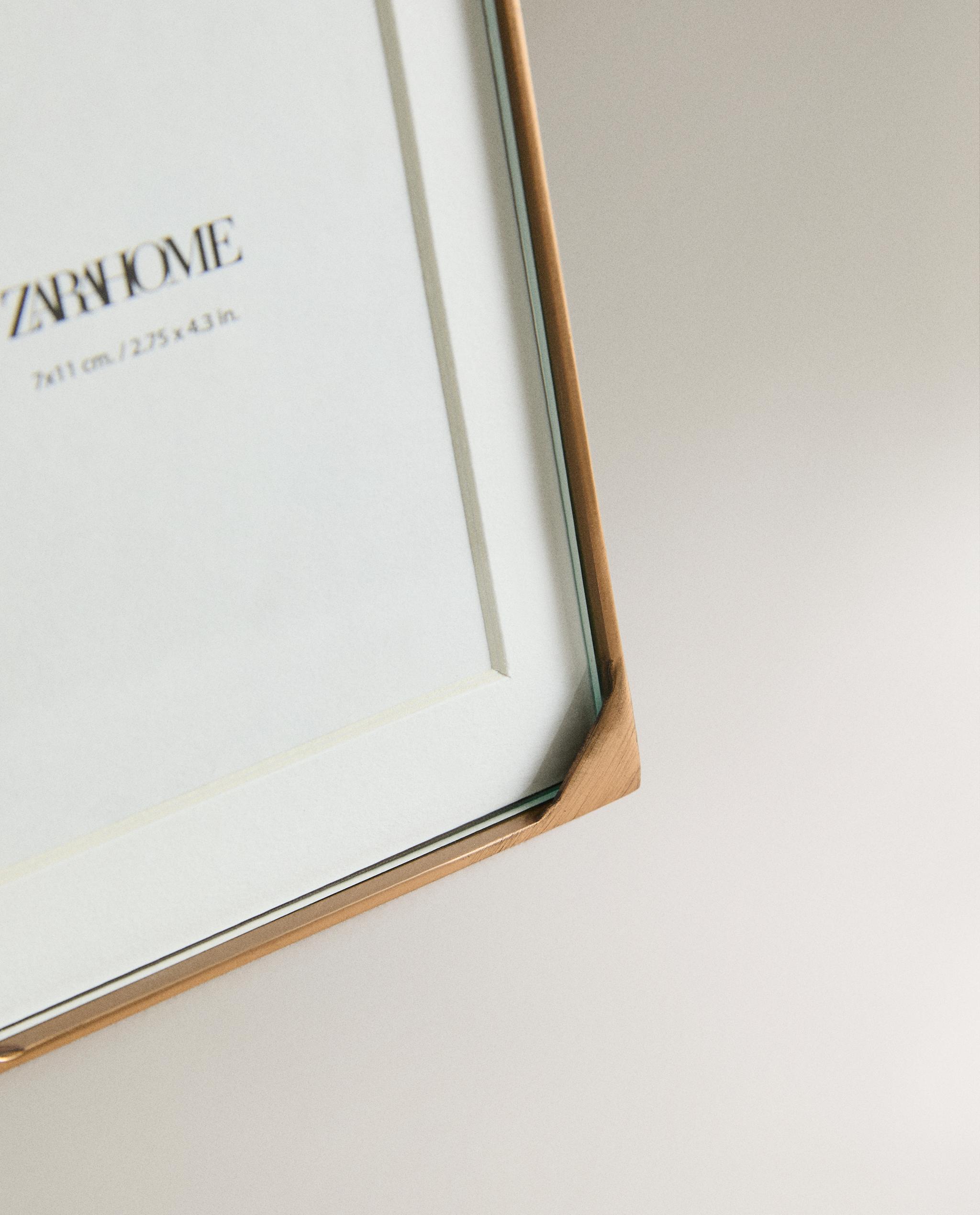 THIN METAL PHOTO FRAME product thumbnail 4