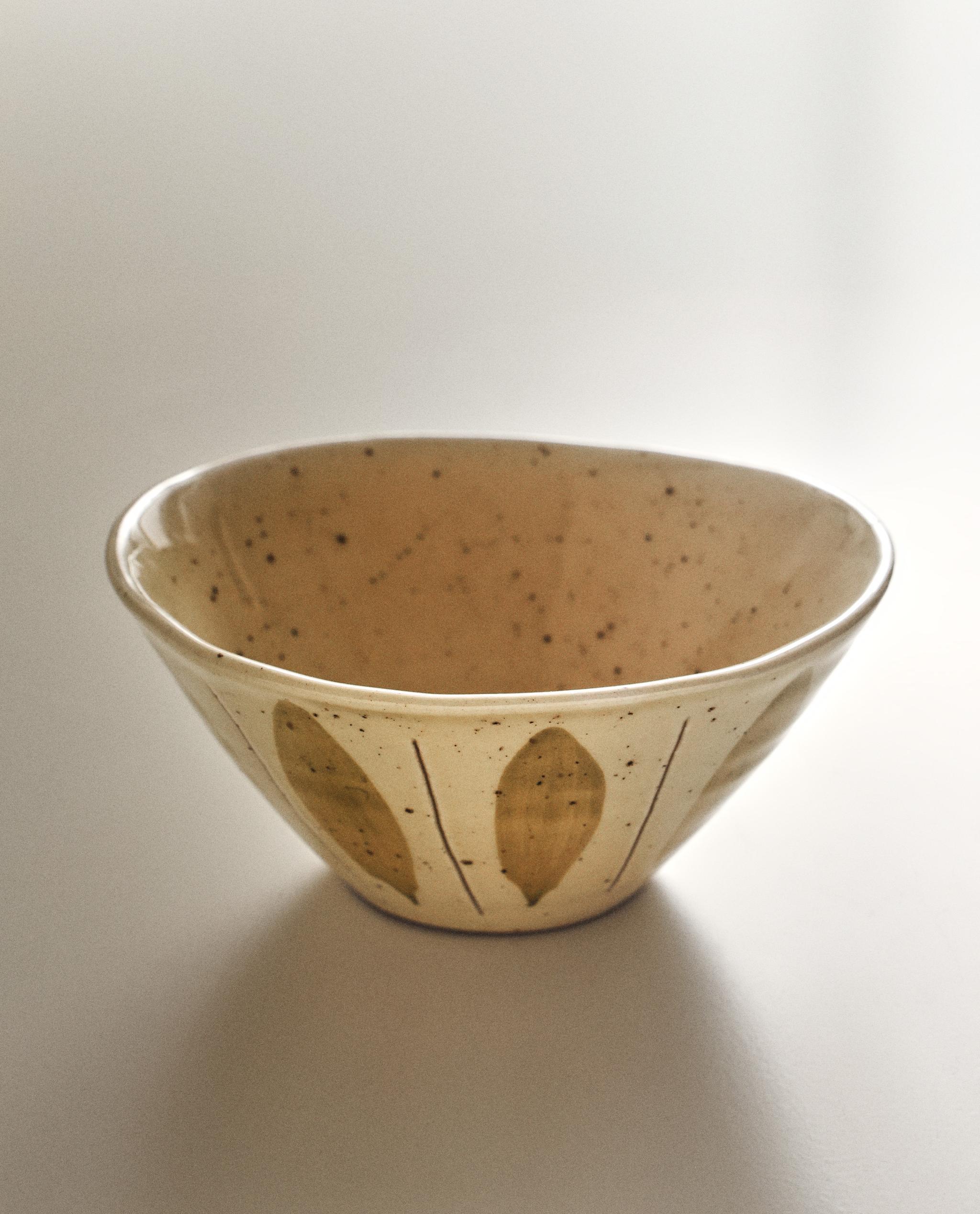 BOWLS AND PLACEMAT product thumbnail 10