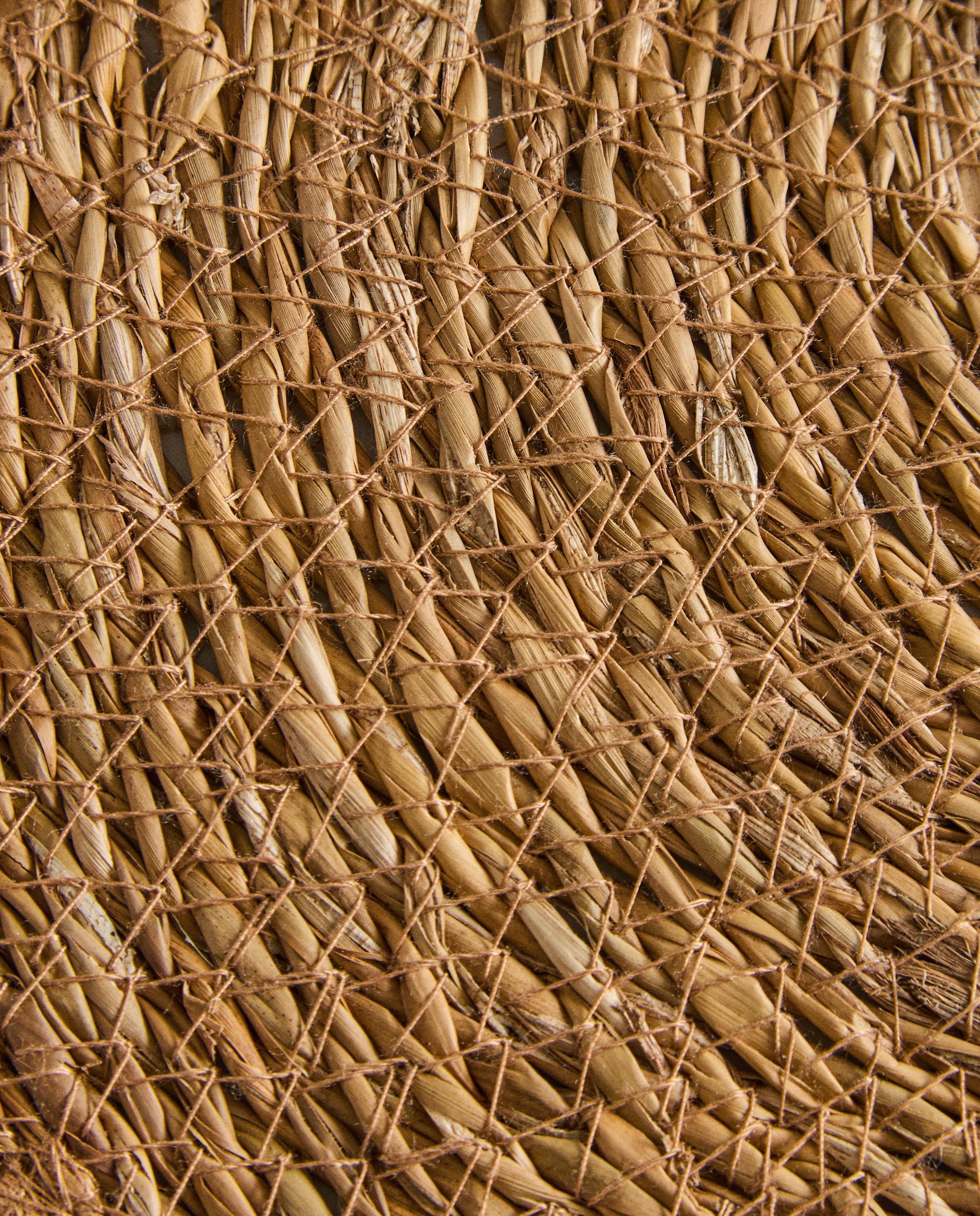 FLOWER RATTAN PLACEMAT product thumbnail 13