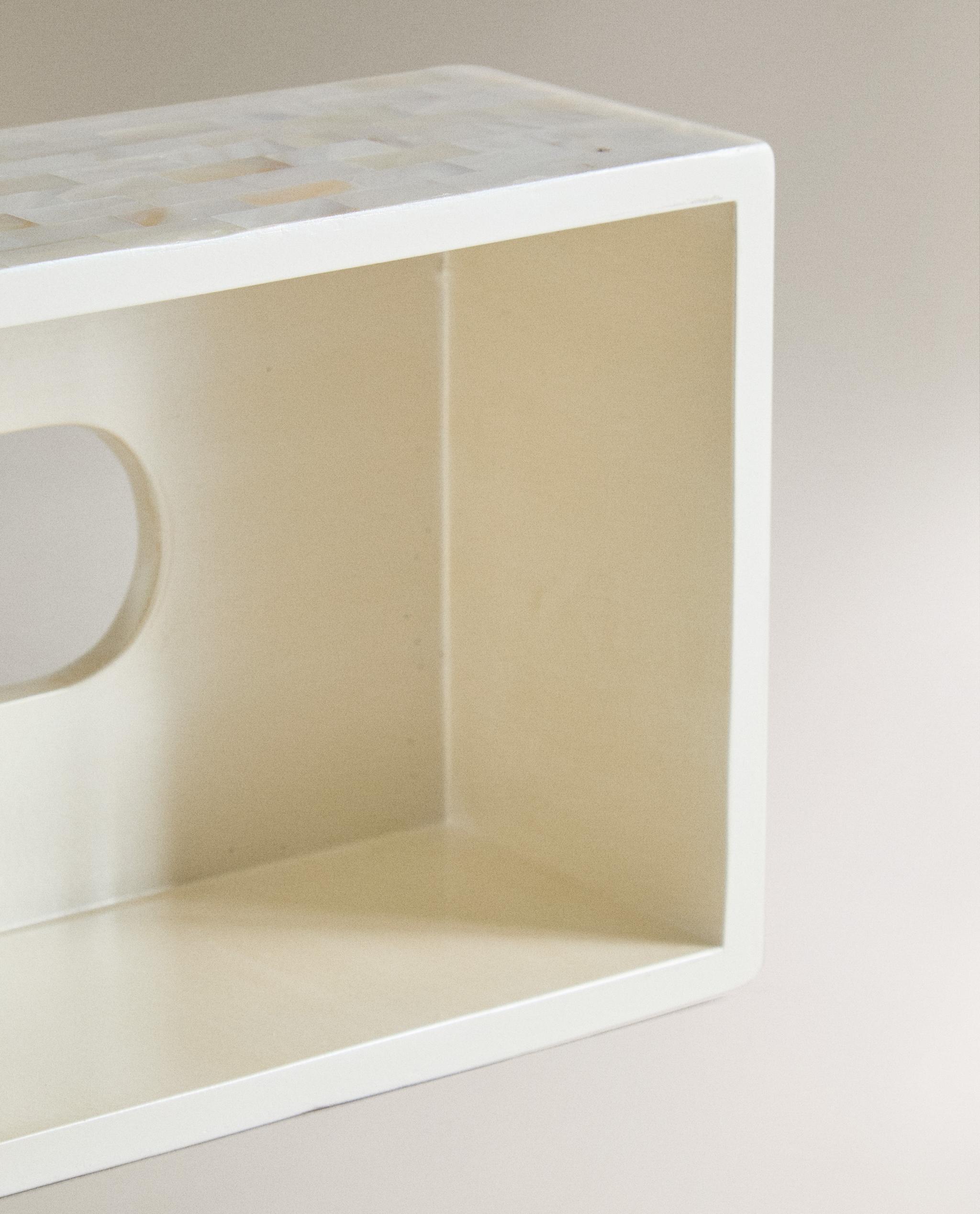 MOTHER-OF-PEARL EFFECT TISSUE BOX product thumbnail 6