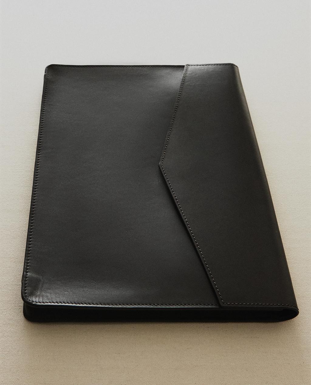 SKÓRZANA TECZKA NA DOKUMENTY SKÓRZANA TECZKA NA DOKUMENTY