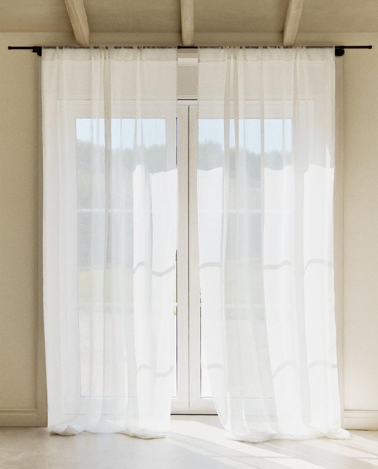 SHEER CURTAIN WITH VERY LOW OPACITY