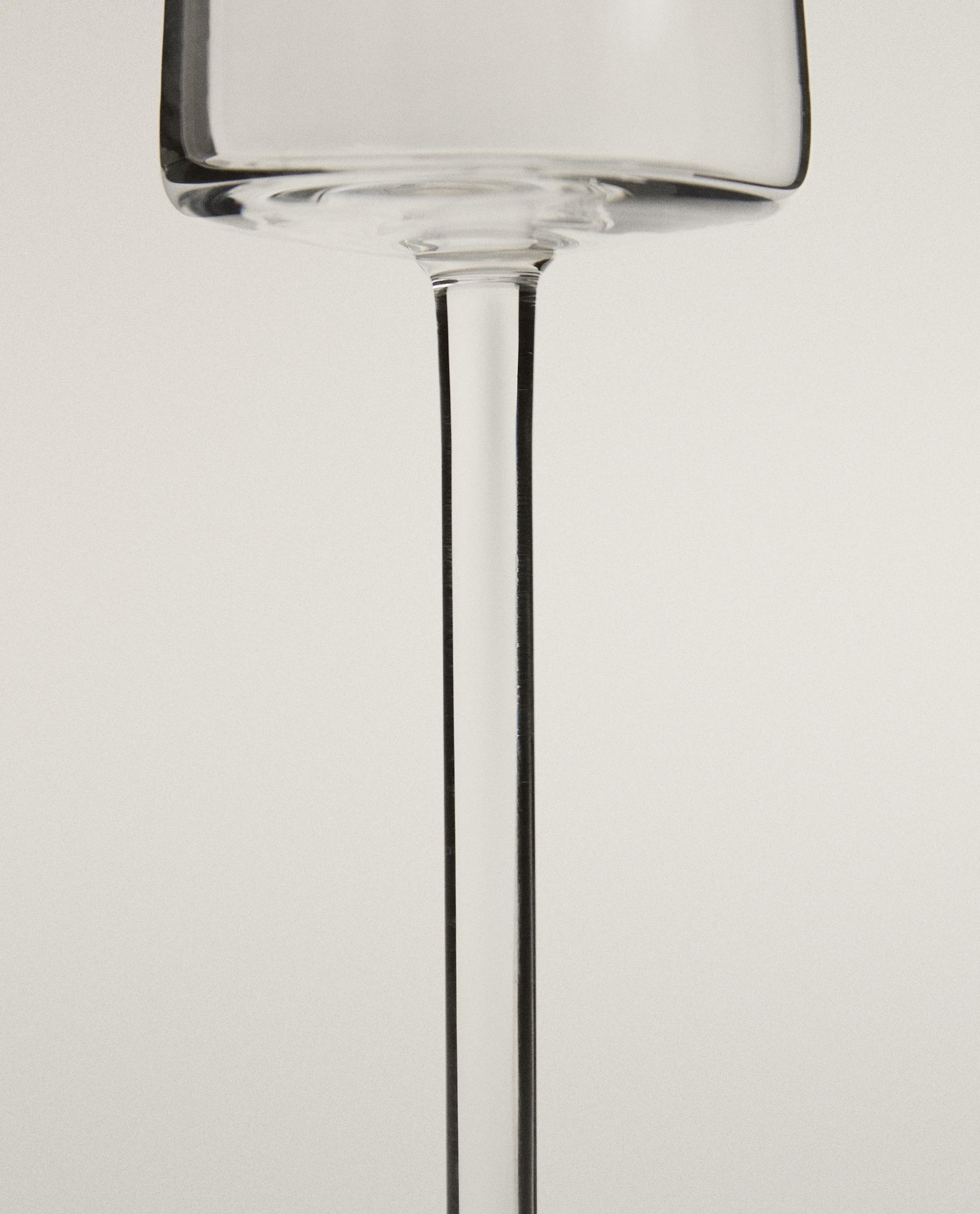 CONICAL CRYSTALLINE FLUTE GLASS product thumbnail 2