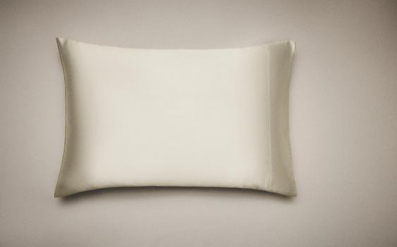 JASTUČNICA OD PRIRODNE SVILE