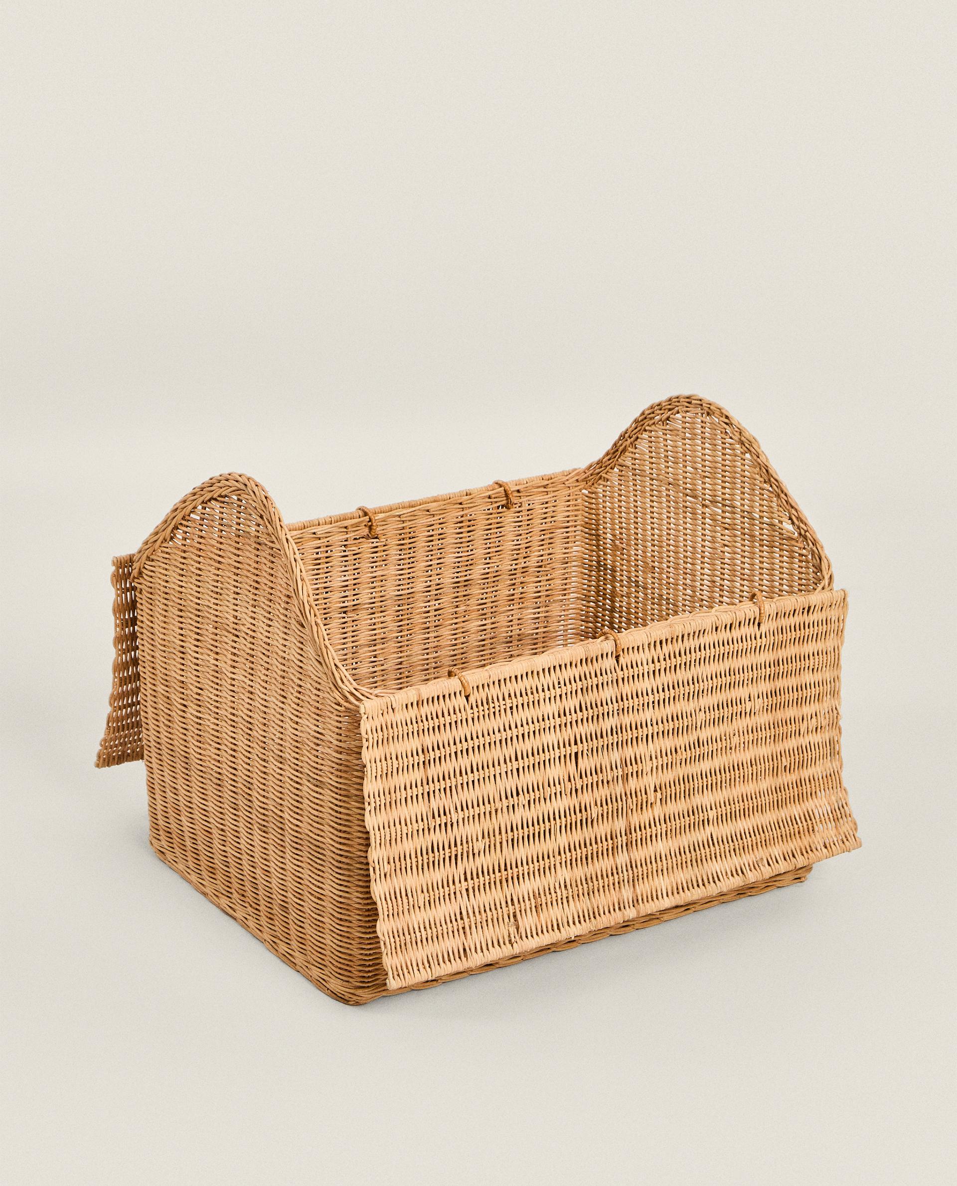 CHILDREN’S LARGE HOUSE BASKET