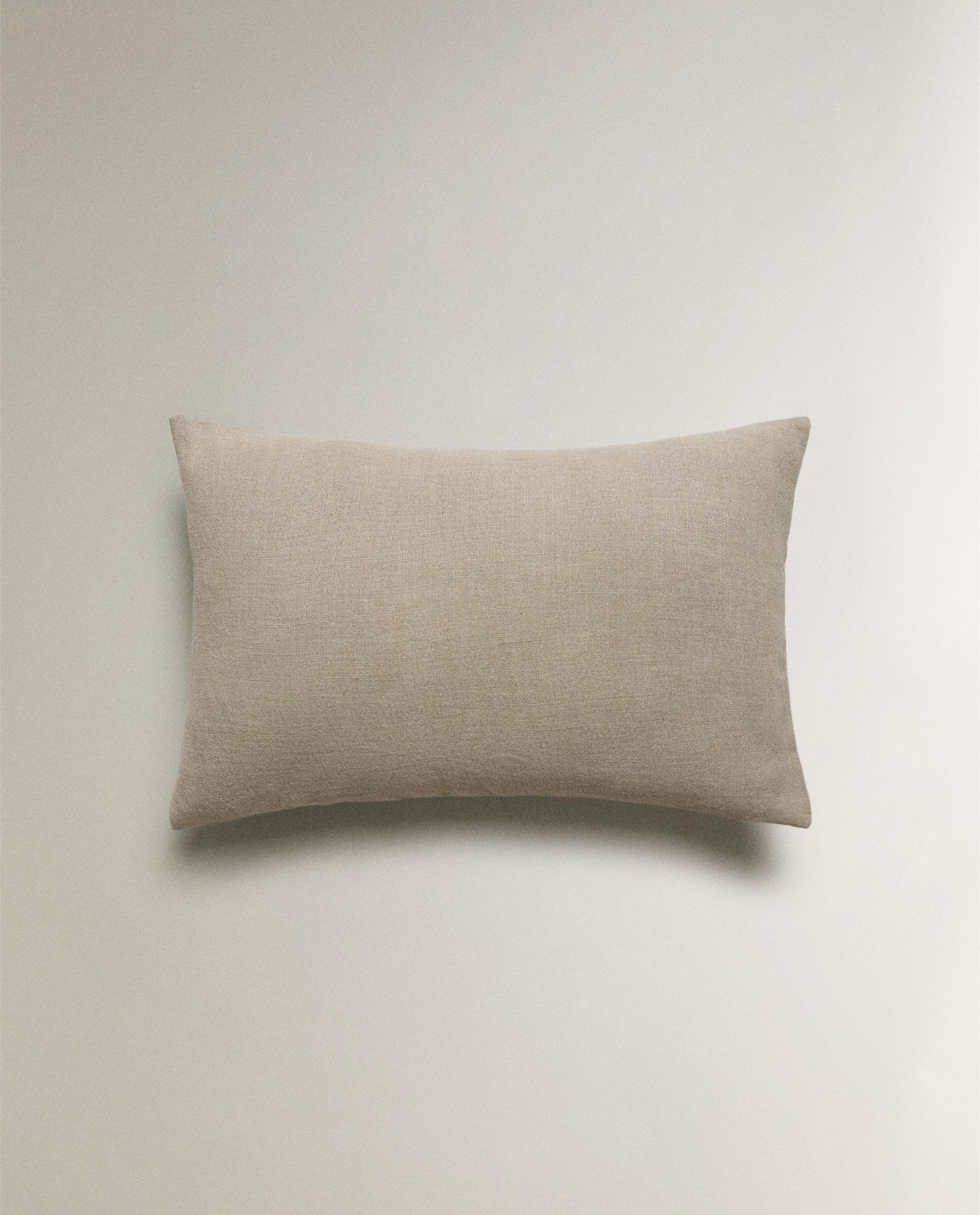 zara フェイクファーボアクッションカバーピローケースブラウンベージュ フェイクファー クッションカバー | Zara Home 日本/Japan