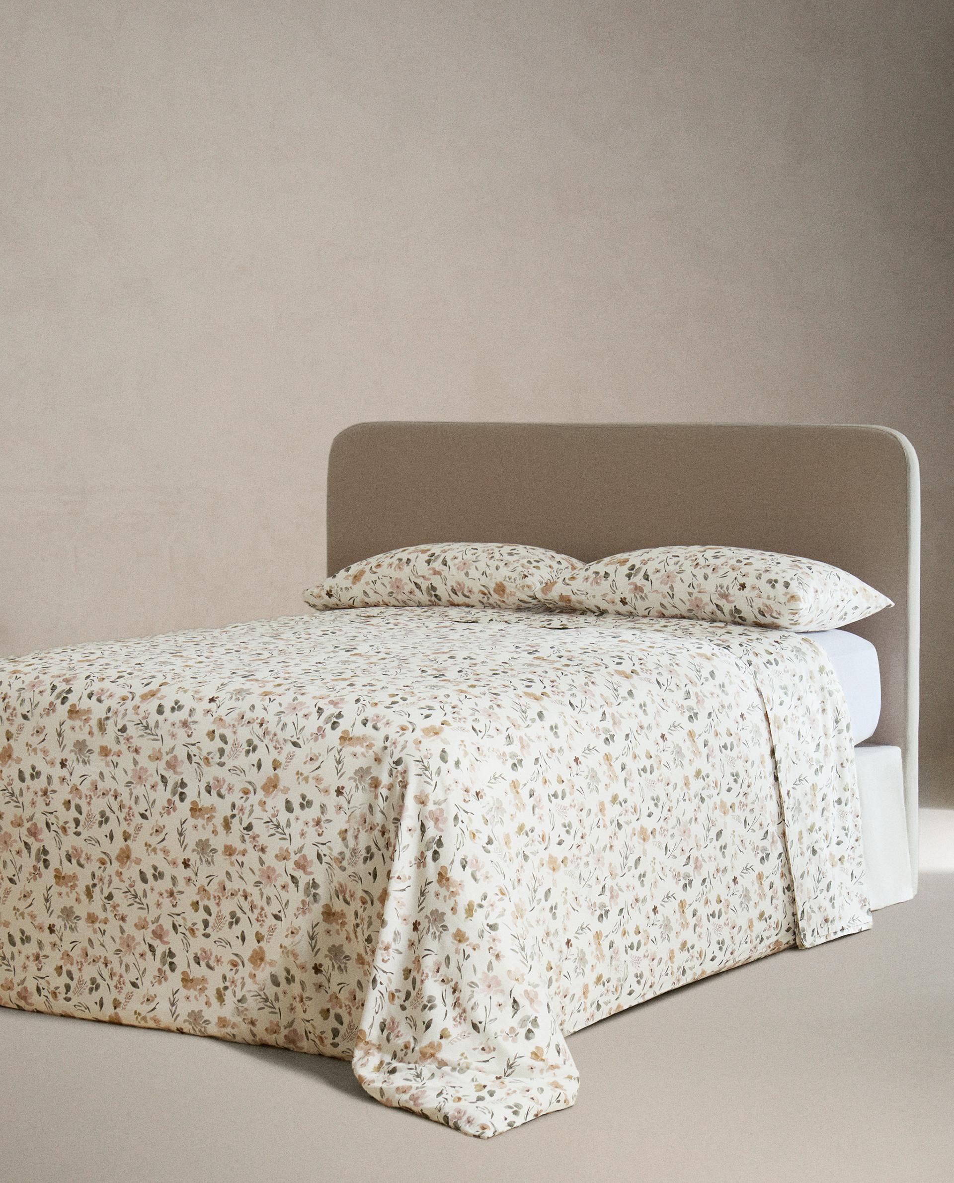 新品 ZARA HOME ザラホーム モザイクフラワー プリント 掛け布団 新品 ZARA HOME ザラホーム モザイクフラワー プリント 掛け布団