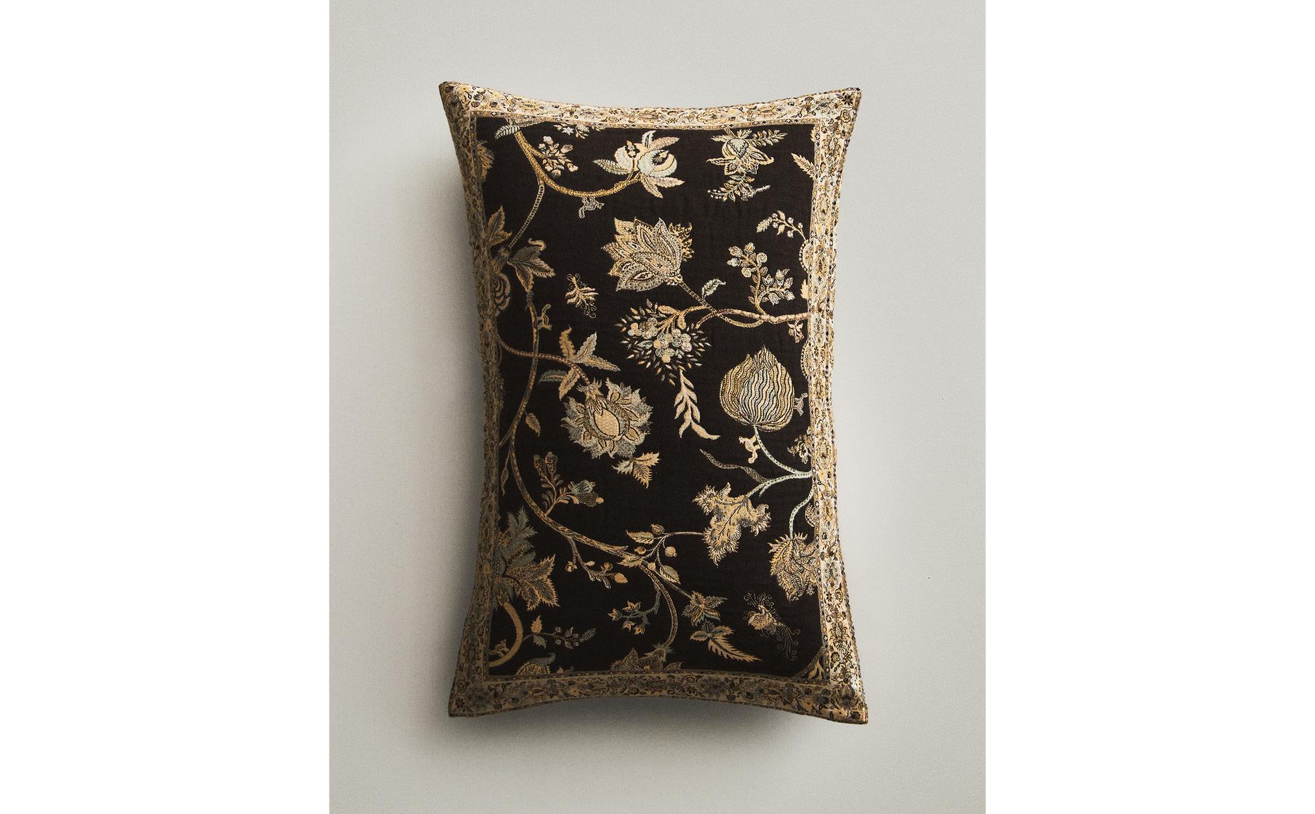 JACQUARD CUSHION COVER JACQUARD CUSHION COVER