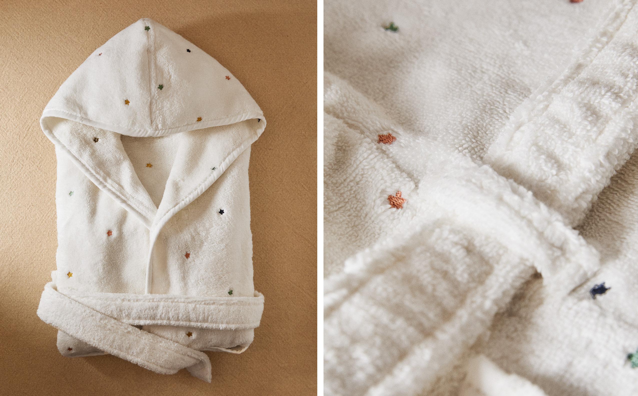 KIDS' STAR BATHROBE product thumbnail 3