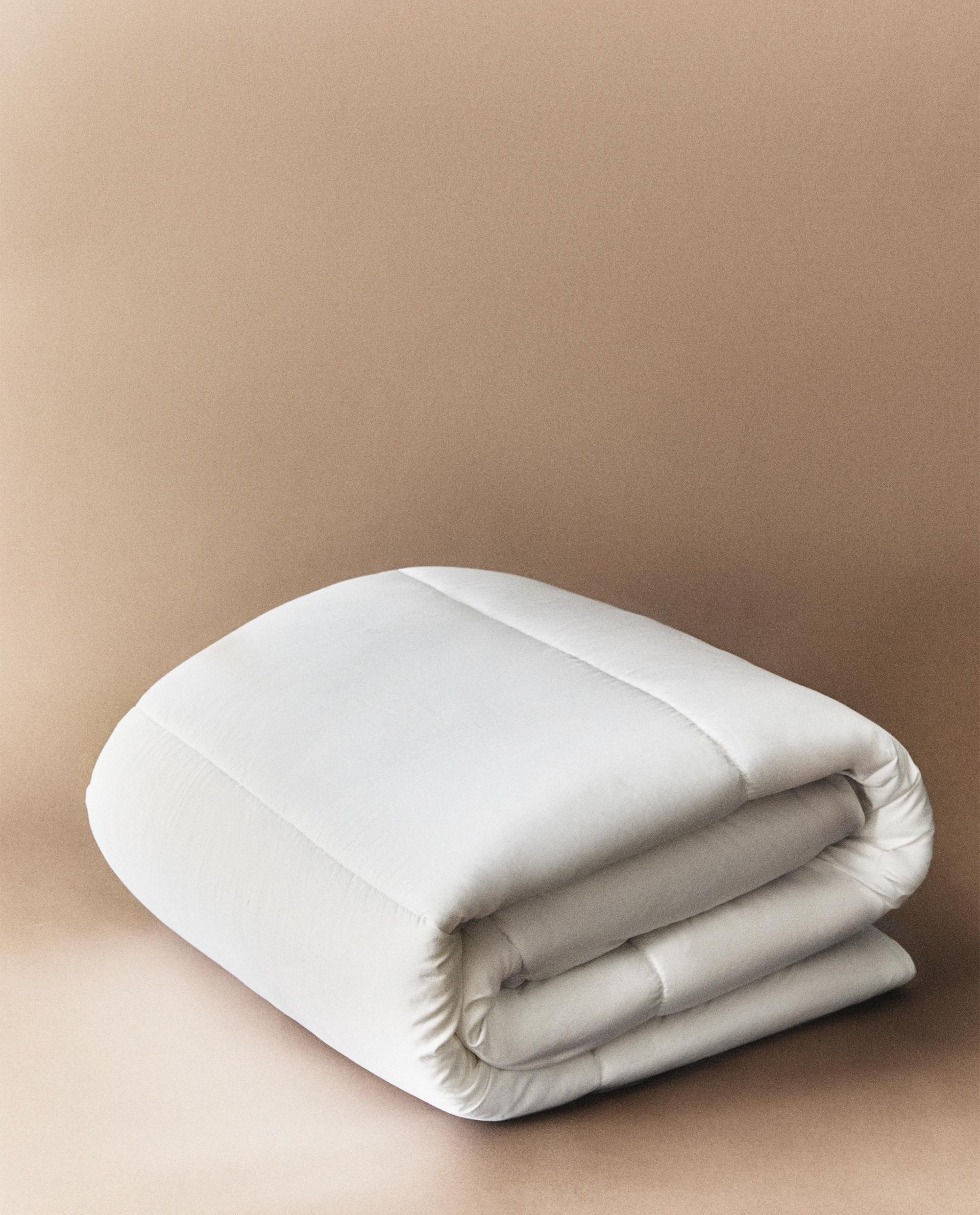 MICROFIBRE DUVET FILLING (350 GxM²) product thumbnail 2