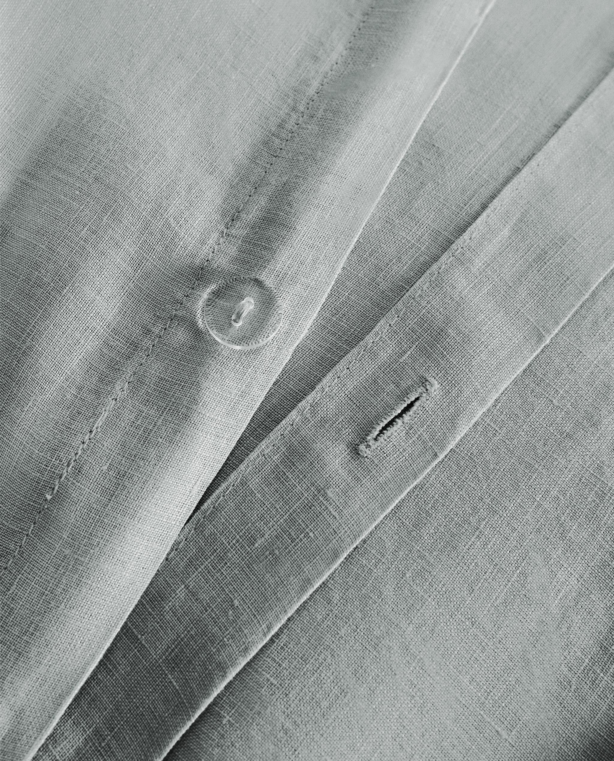 DUVET COVER, PILLOWCASES AND LAMP product thumbnail 3