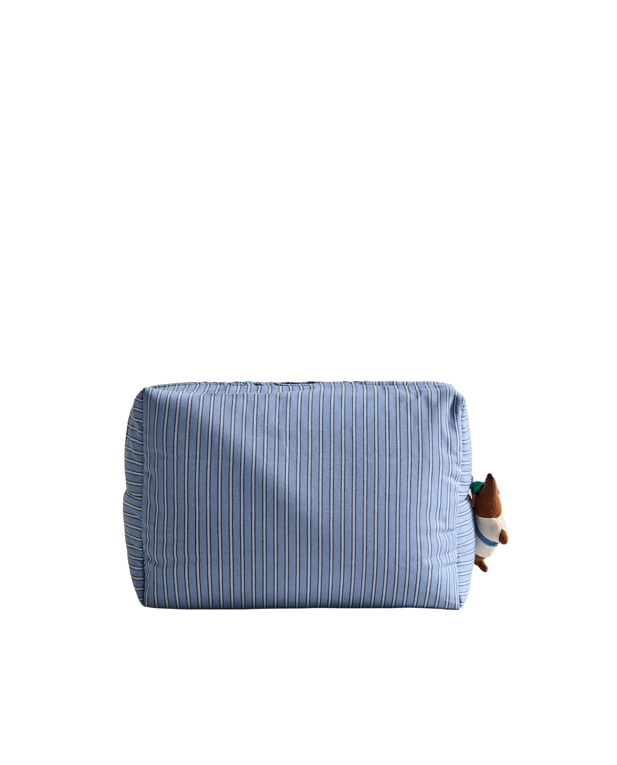 KIDS' PYJAMAS, WASH BAG AND SLIPPERS product thumbnail 16