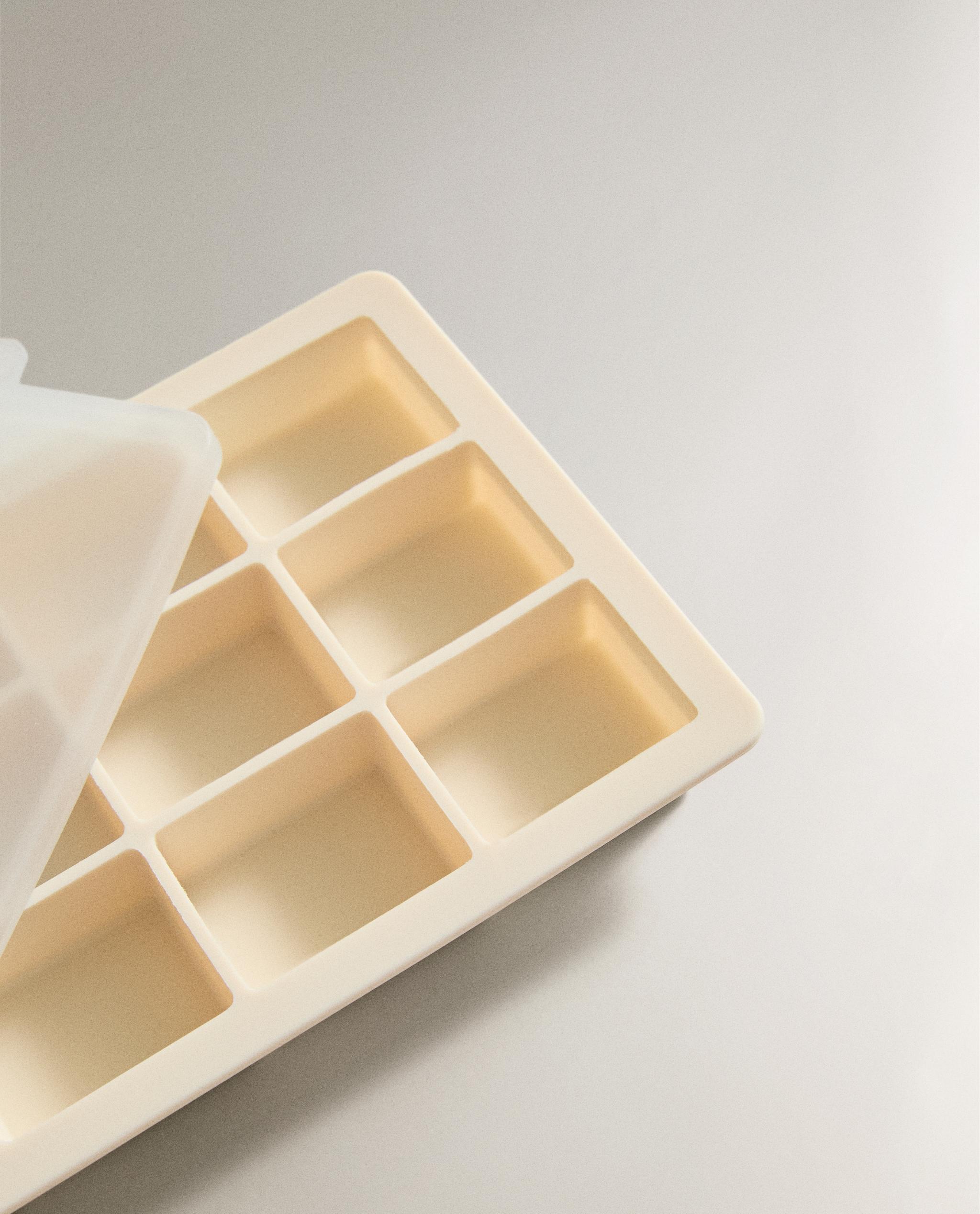 SILICONE ICE BUCKET TRAY WITH 15 ICE CUBES product thumbnail 5
