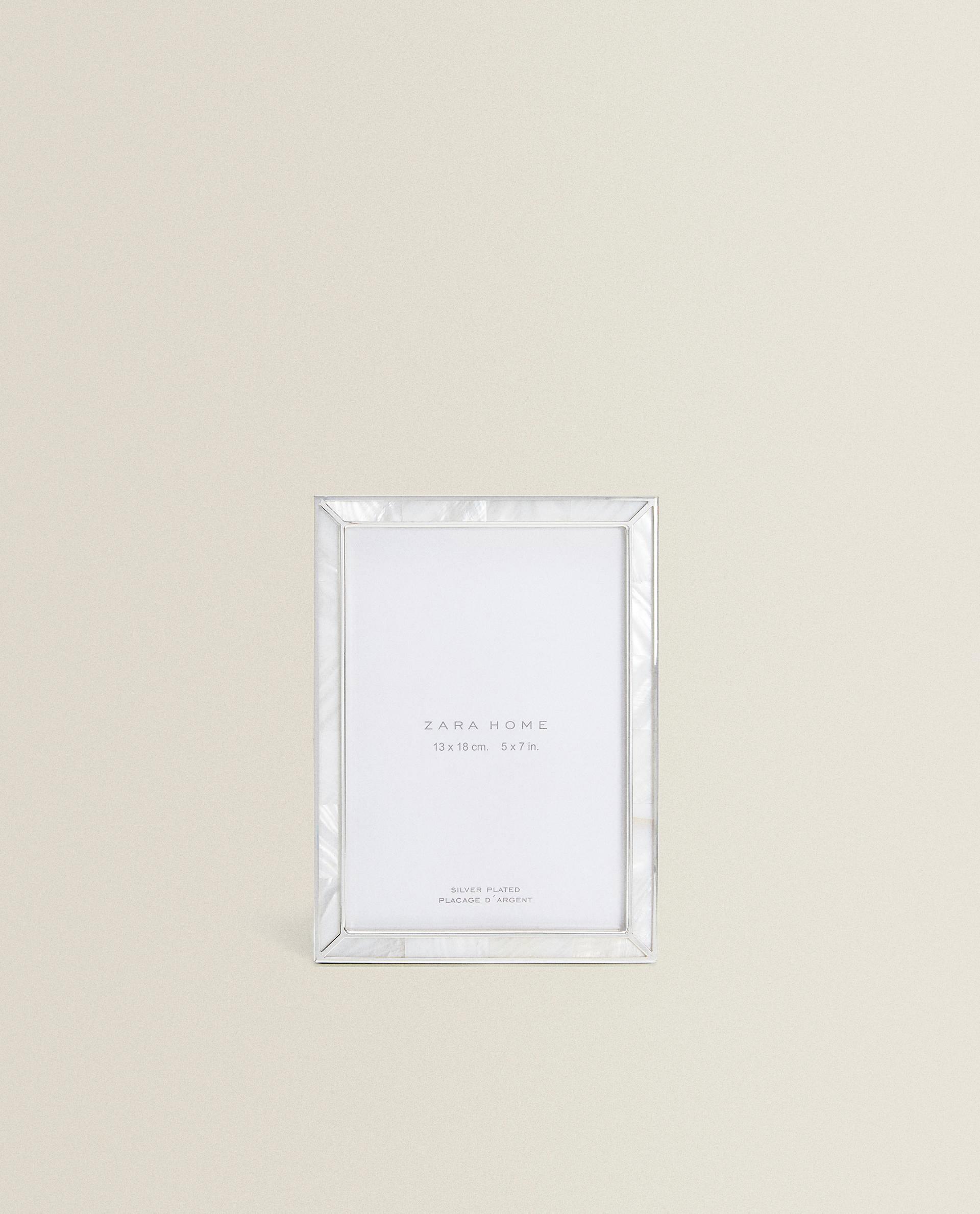 FINE-EDGE MOTHER-OF-PEARL PHOTO FRAME