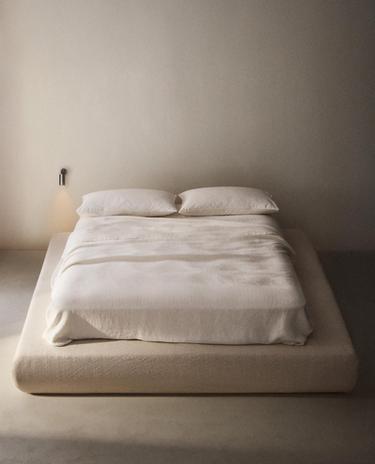 BASE DE MATELAS REMBOURRÉE